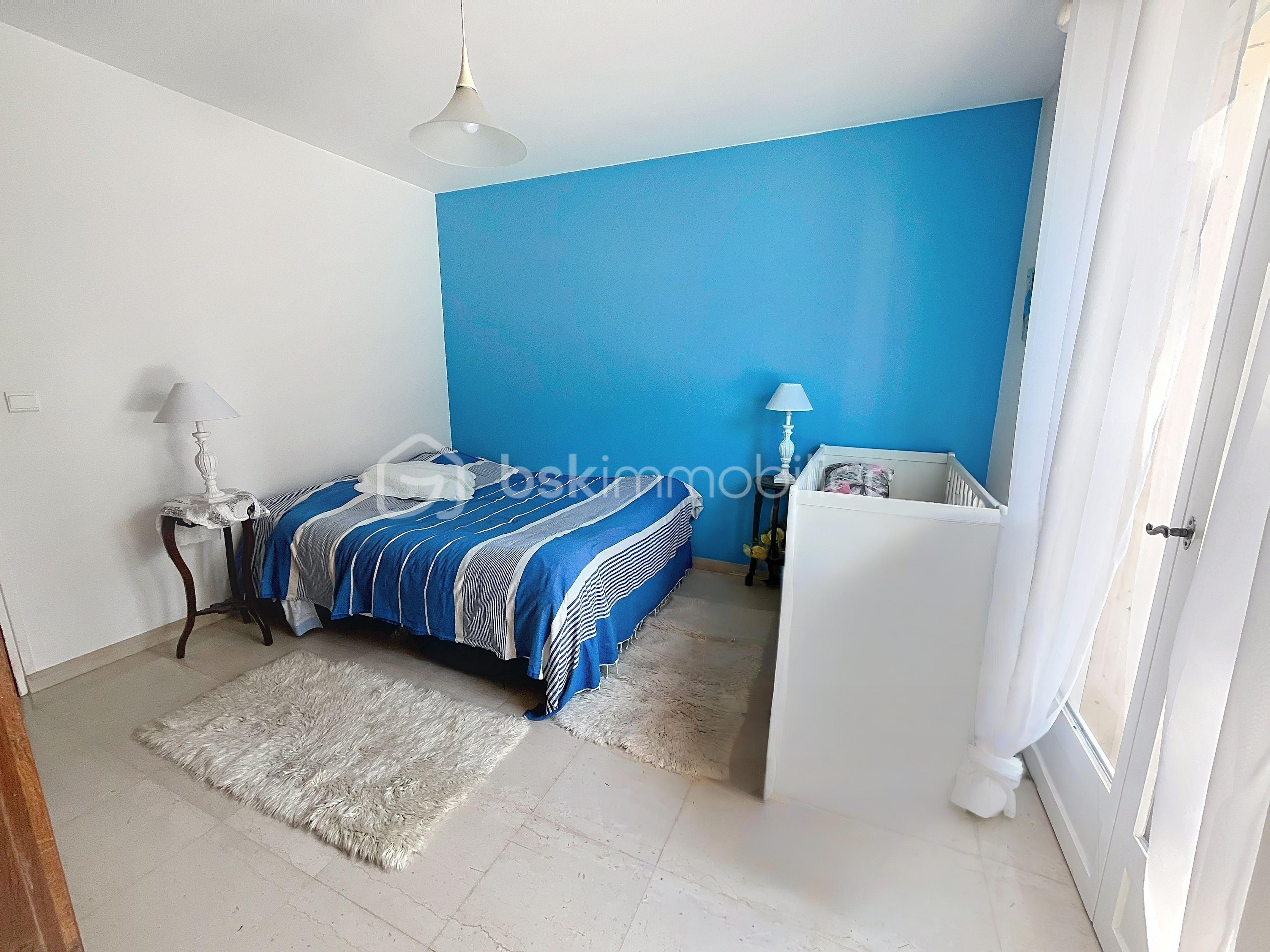 Maison de 180 m² - Chambre 3 - 2.jpg