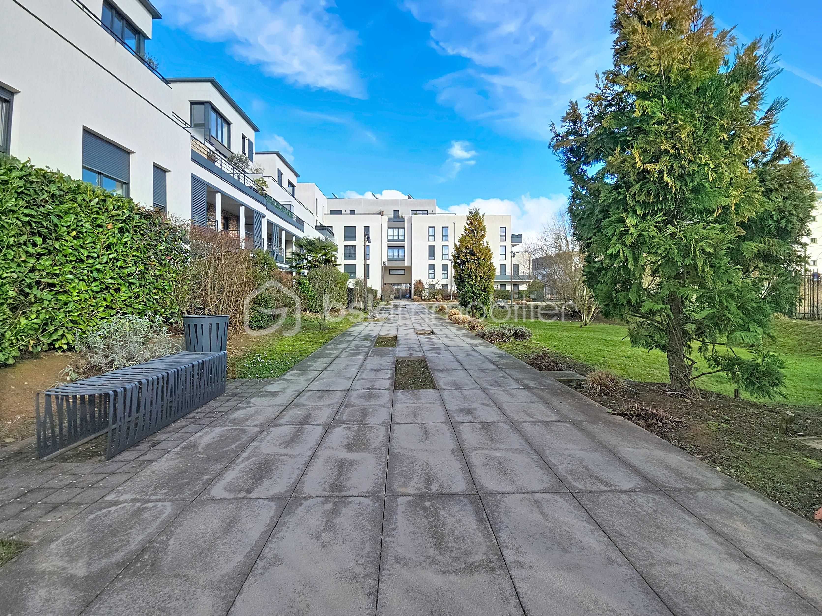 Appartement de 75,66 m² - f4-montevrain-aurelie_00002.jpg