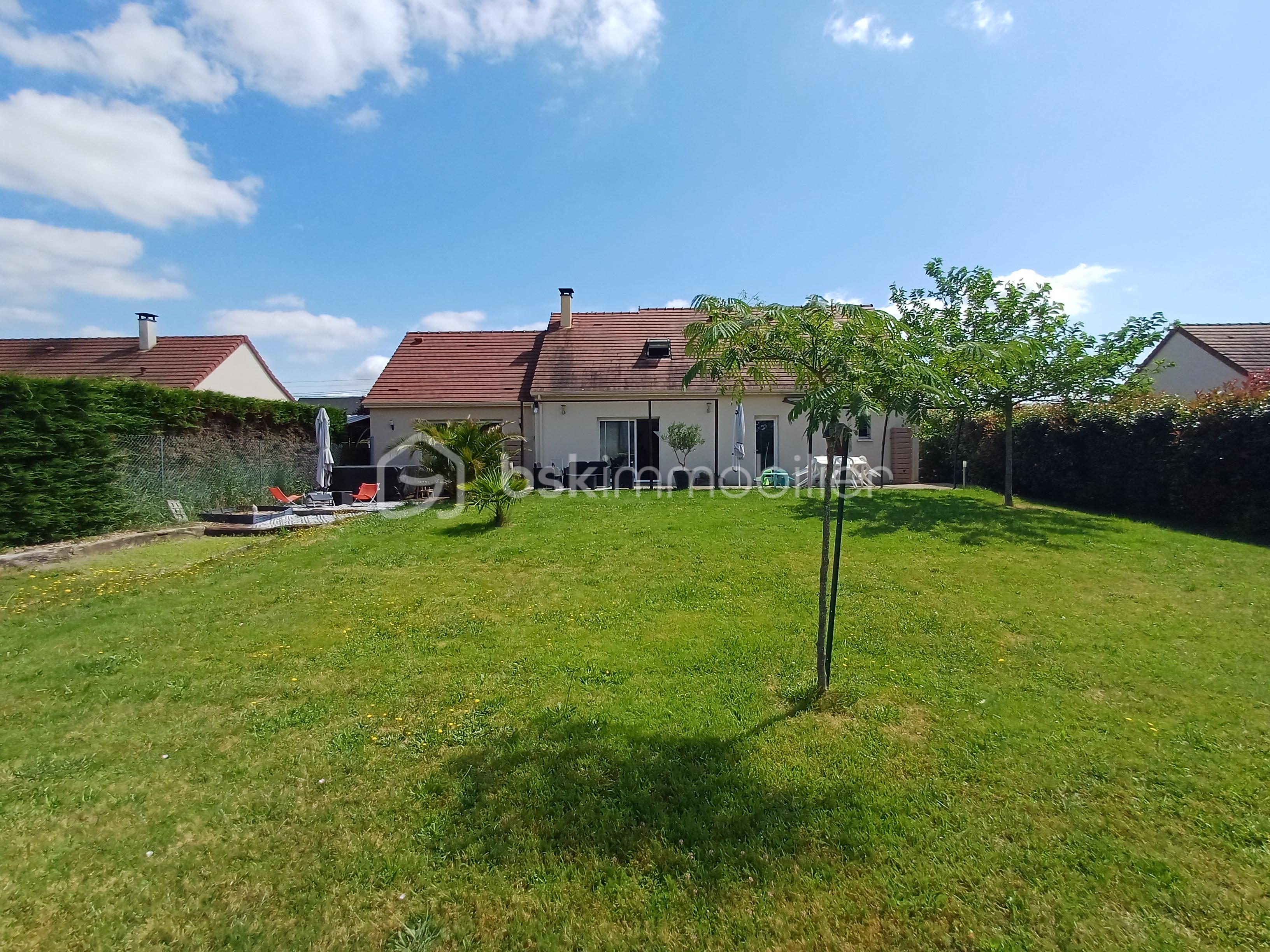Maison 9 pièces 144 m² · à Villandry · 144 m² · 365 000 €