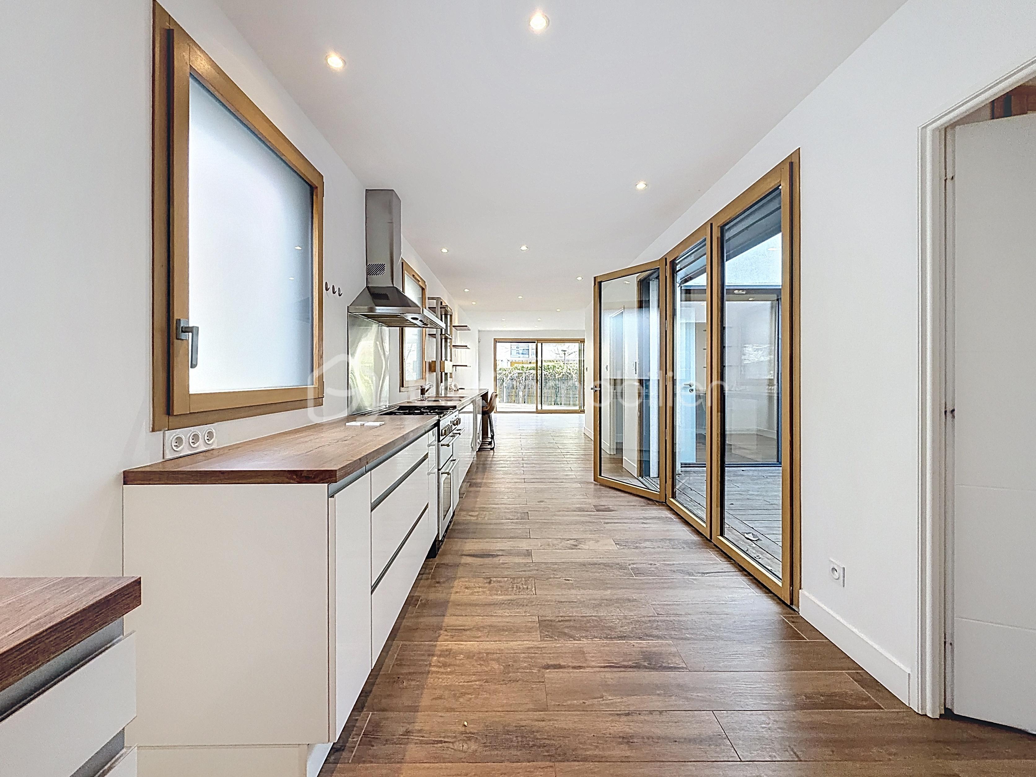 Maison d architecte de 136,40 m² - greno_00008.jpg