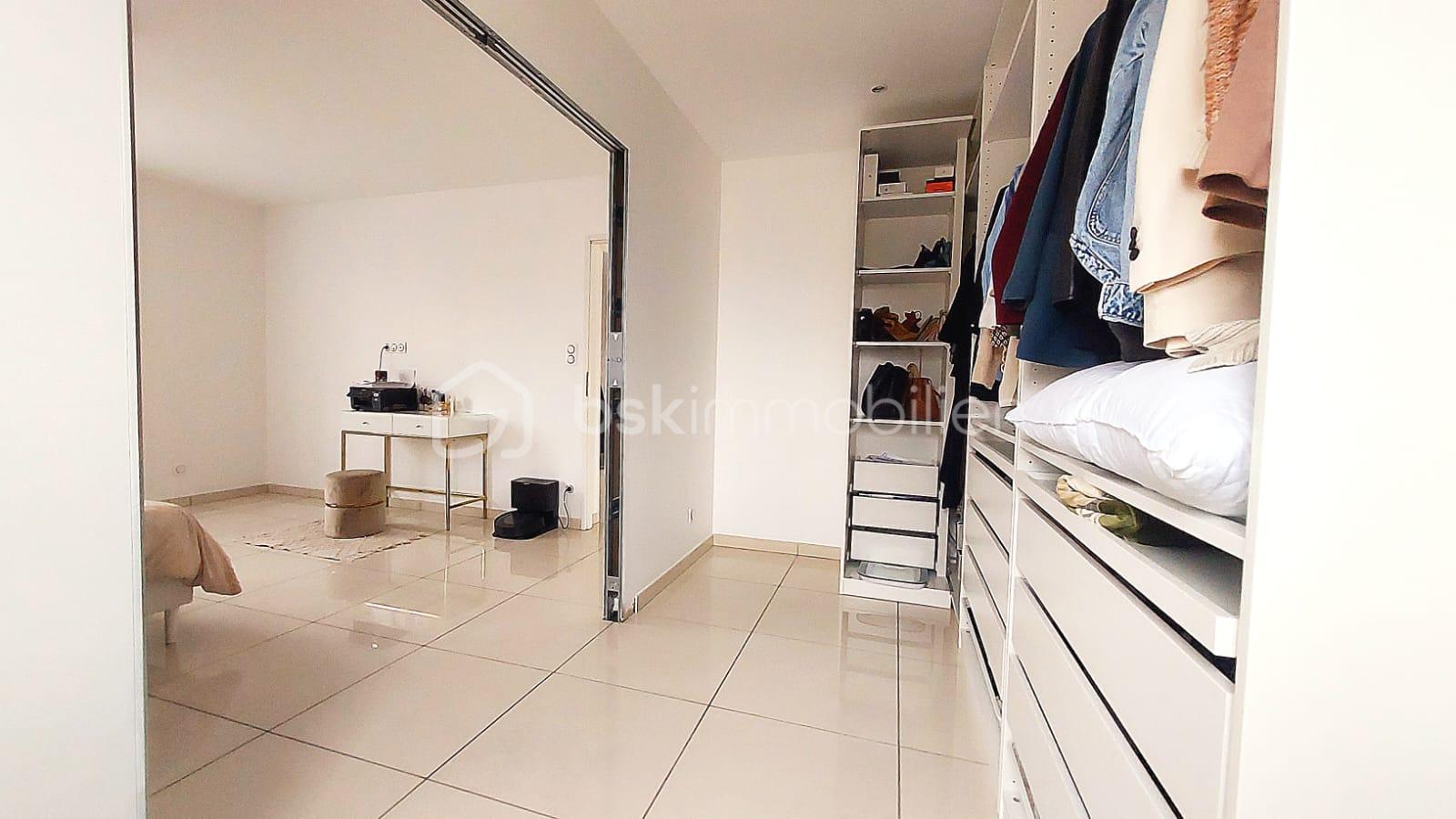 Maison de 219 m² - WhatsApp Image 2025-10-10 at 17.04.03 (1).jpeg