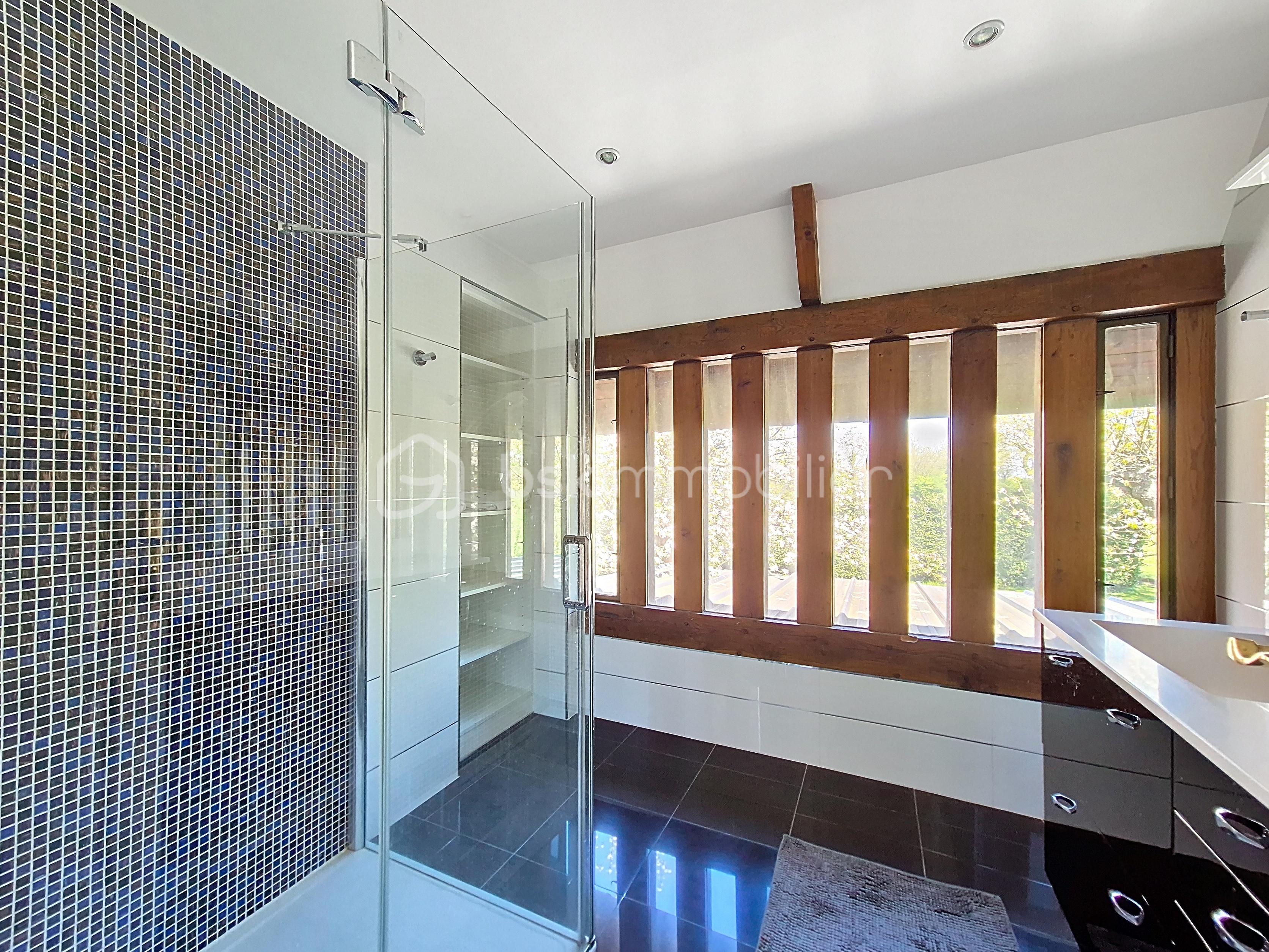 Maison de 255 m² - 00020_71c8f20 (16).jpg