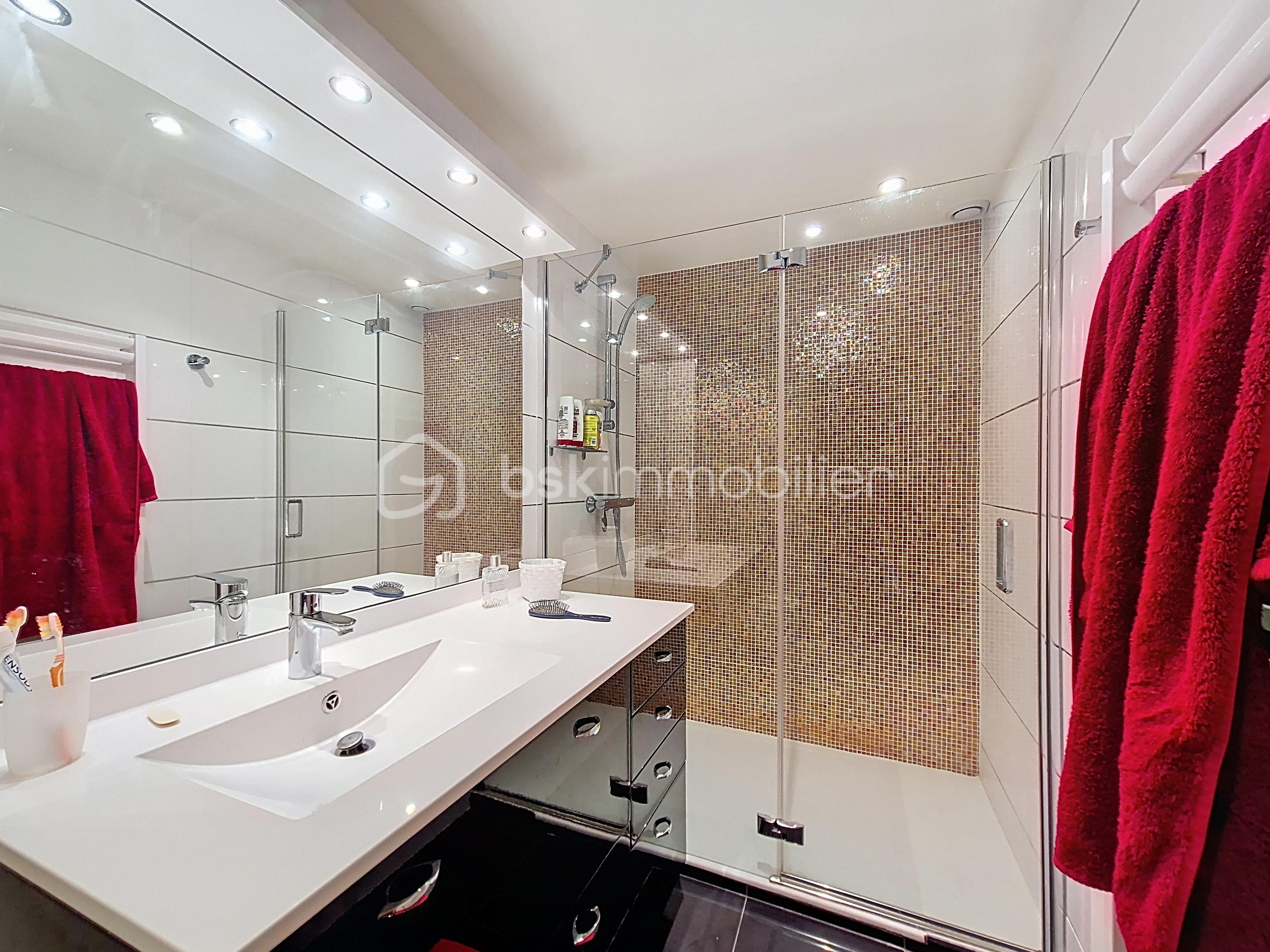 Maison de 255 m² - 00020_71c8f20 (12).jpg