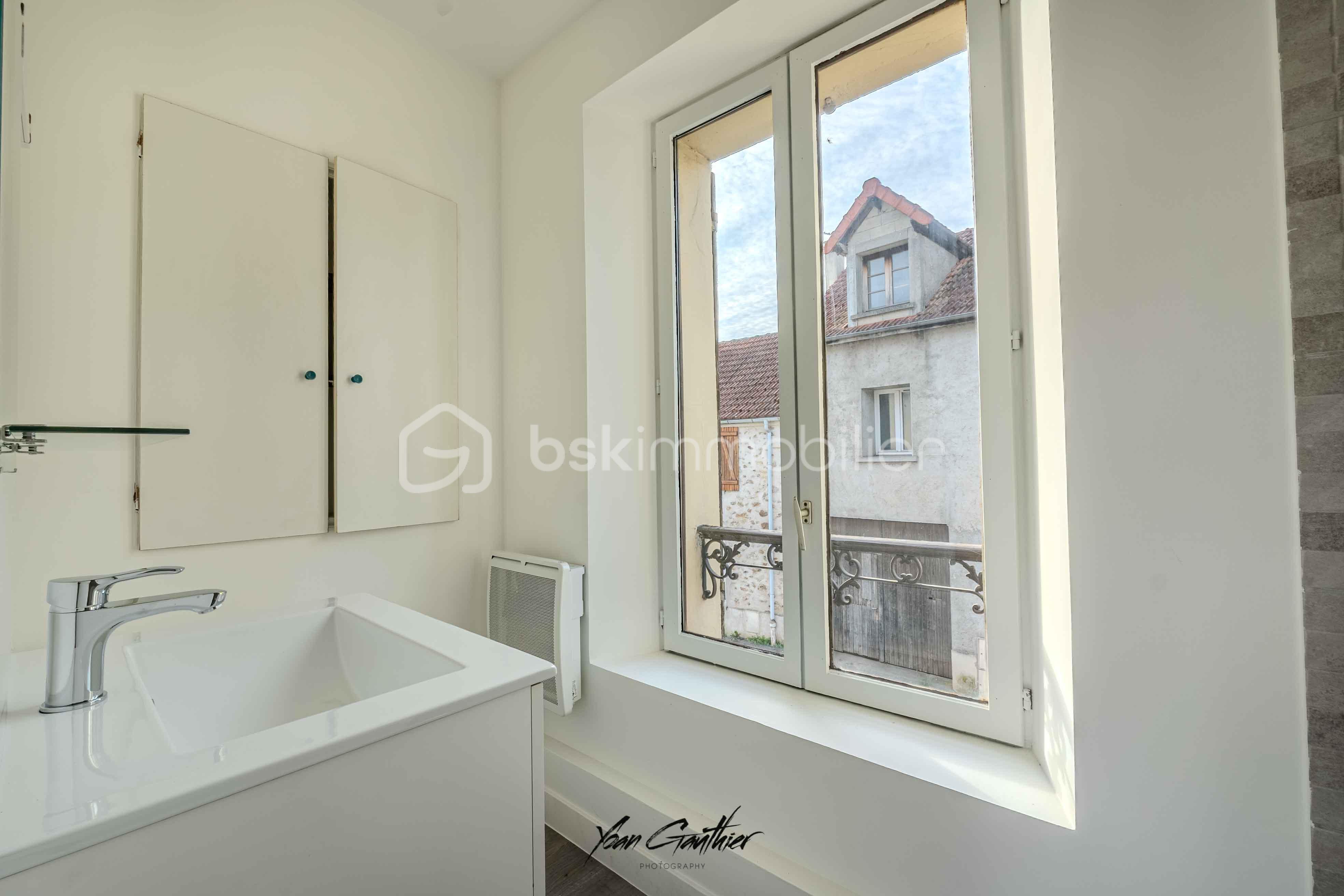 Appartement de 26 m² - diot HDR-7.jpg