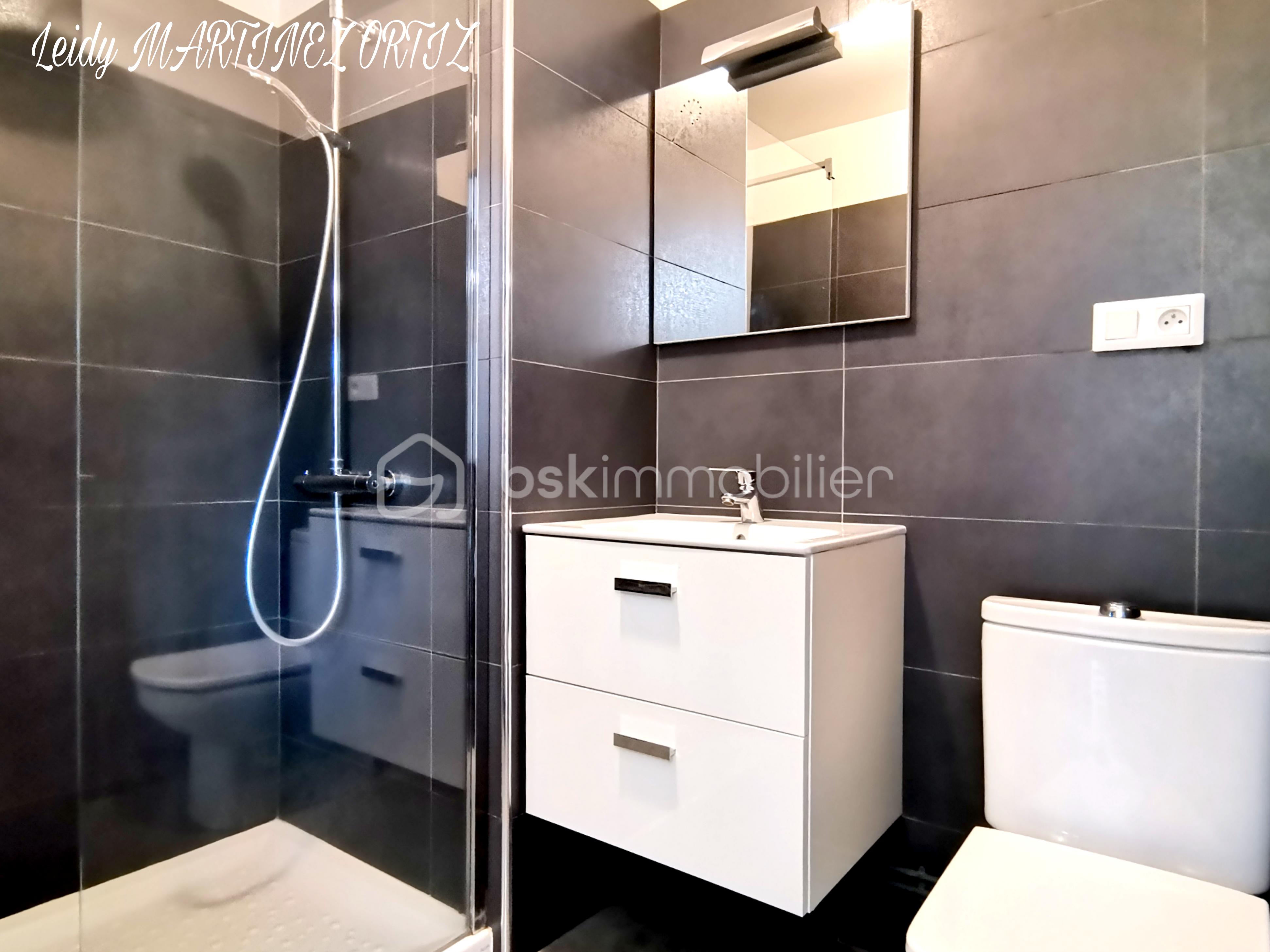 Immeuble de 461 m² - 13894.png