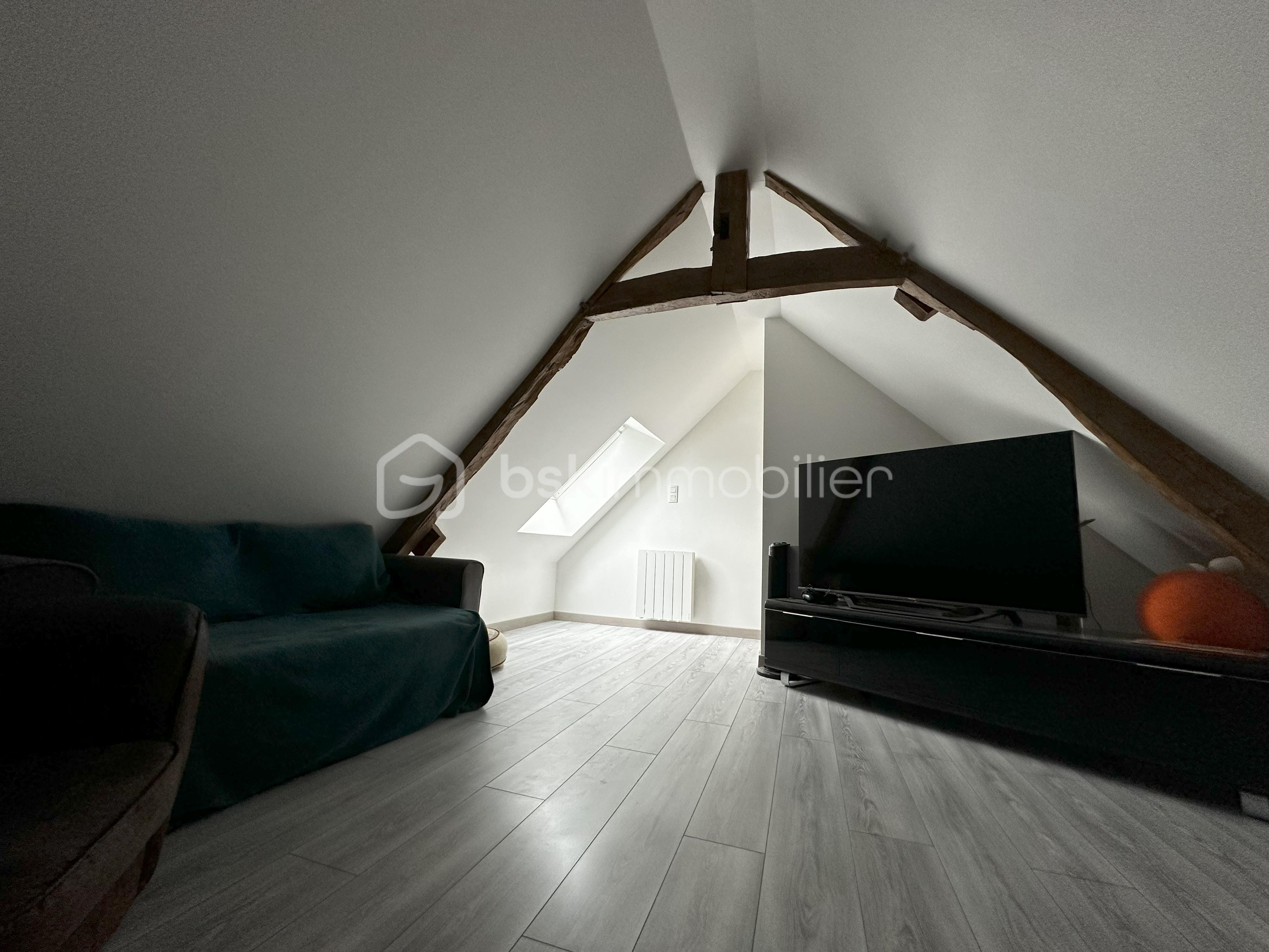 Maison de 101,97 m² - combles.jpg
