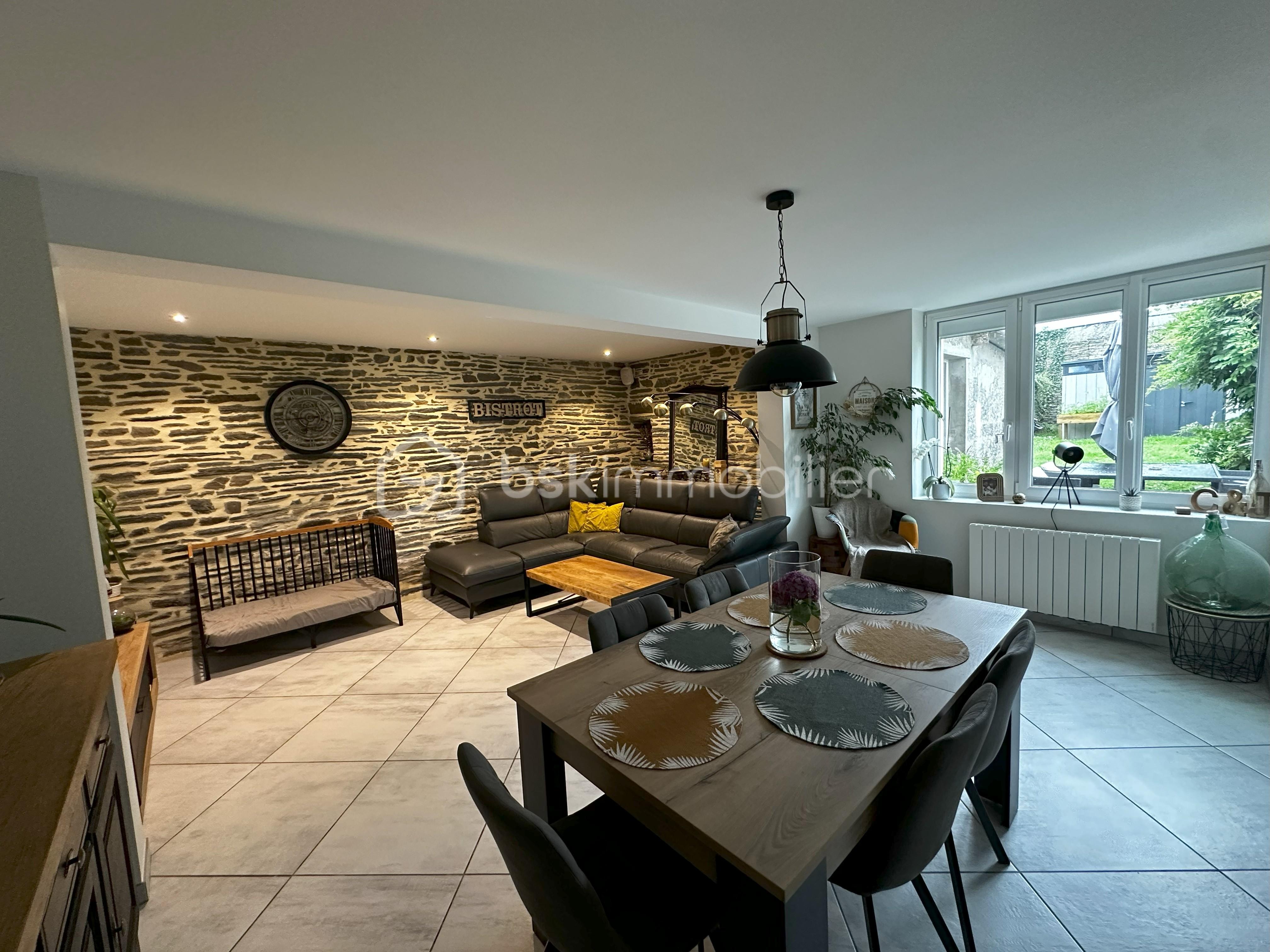 Maison de 101,97 m² - salon séjour.jpg