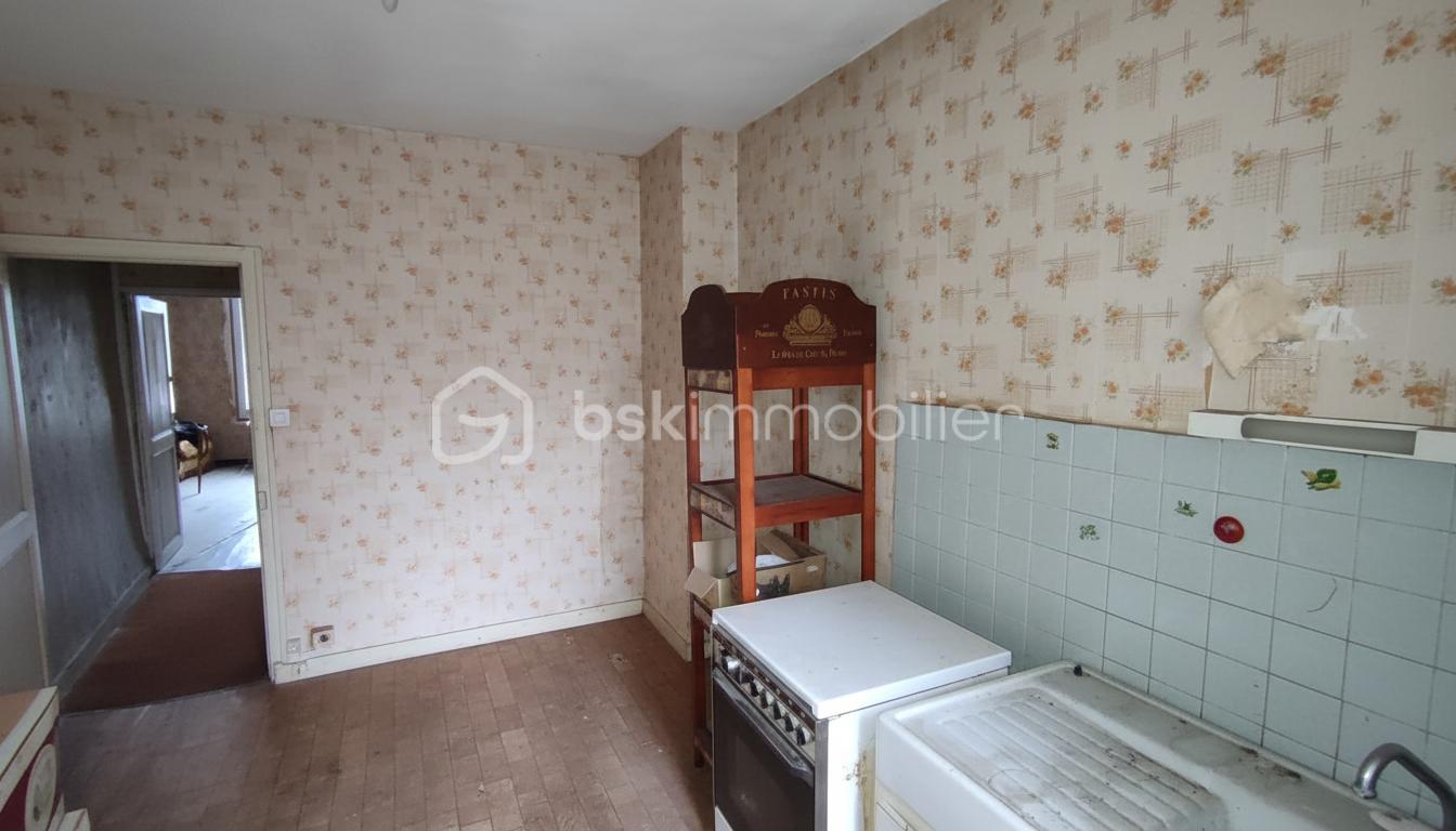 Immeuble de 240 m² - generated_2026-01-16T17_06_06.421.jpg