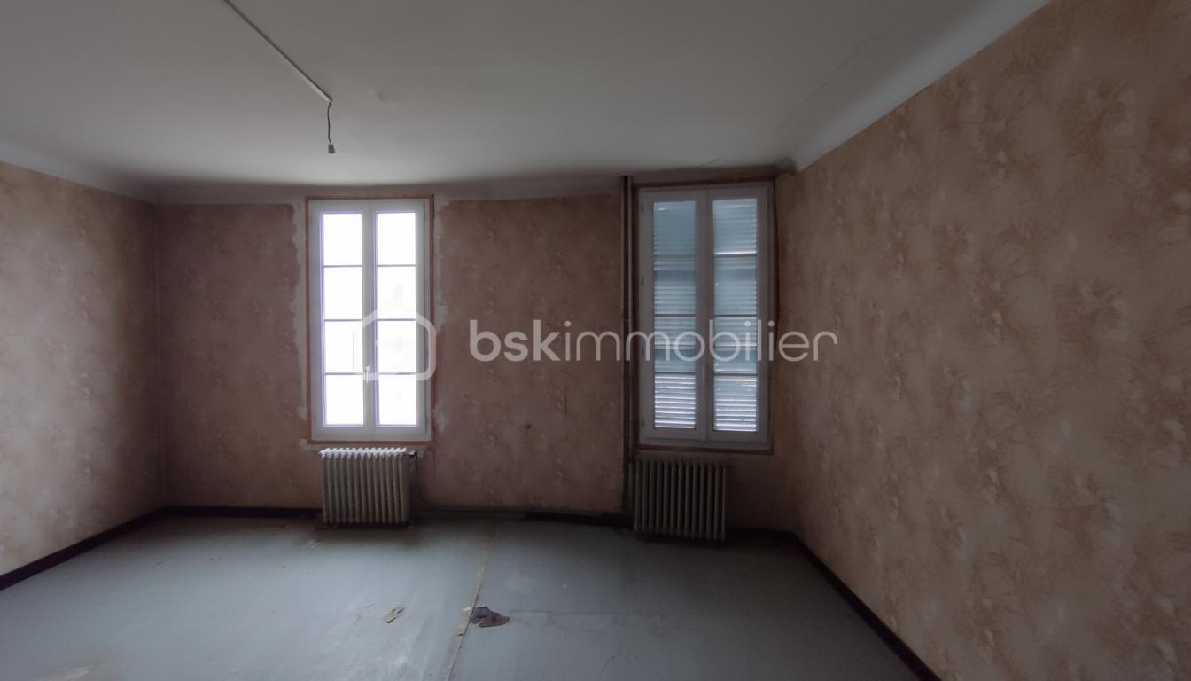 Immeuble de 240 m² - 1.jpg