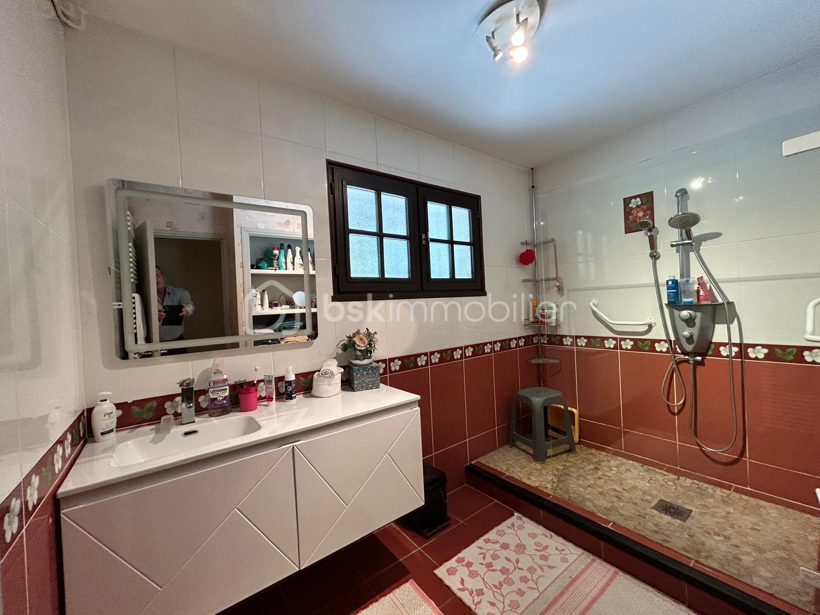 Maison contemporaine de 208 m² - SDE2.jpg