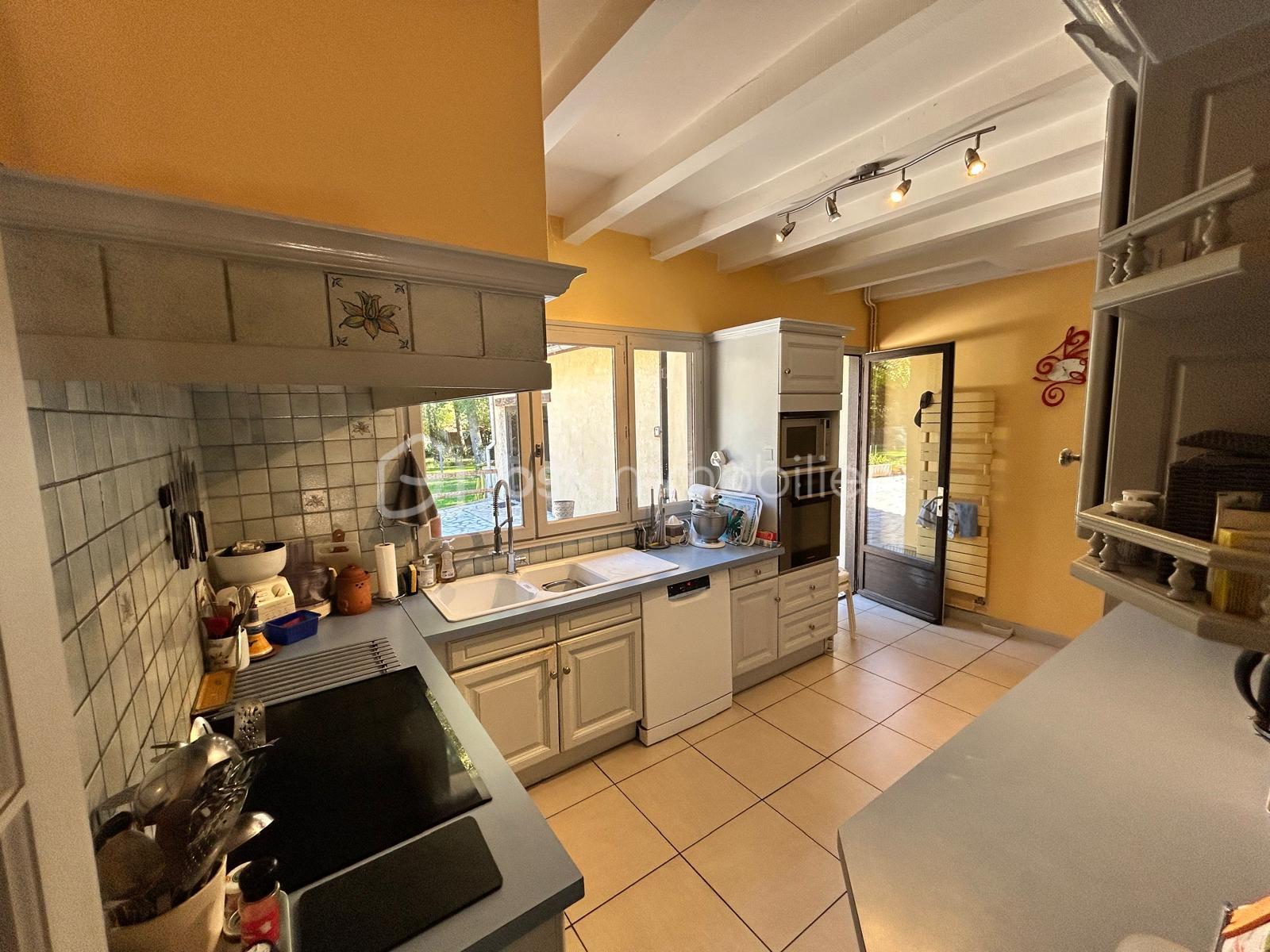 Maison contemporaine de 208 m² - CUISINE1.jpg