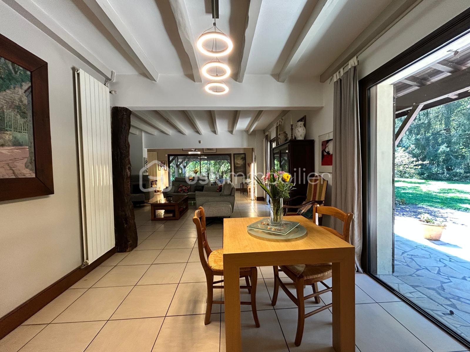 Maison contemporaine de 208 m² - CH18.jpg
