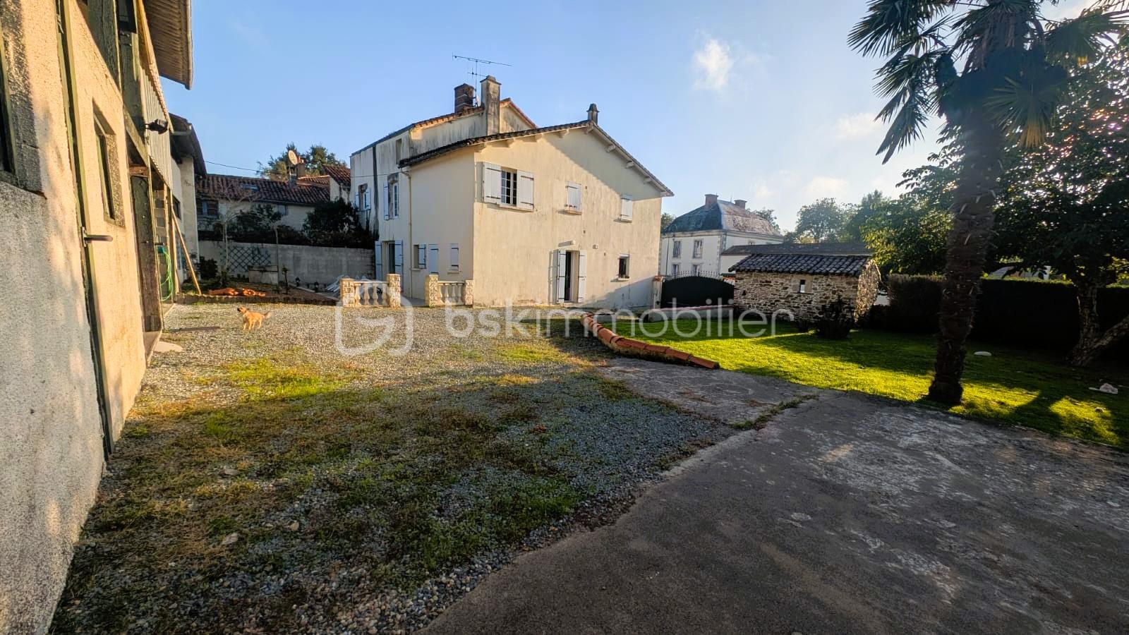 Maison en pierre de 197 m² - 28.jpg