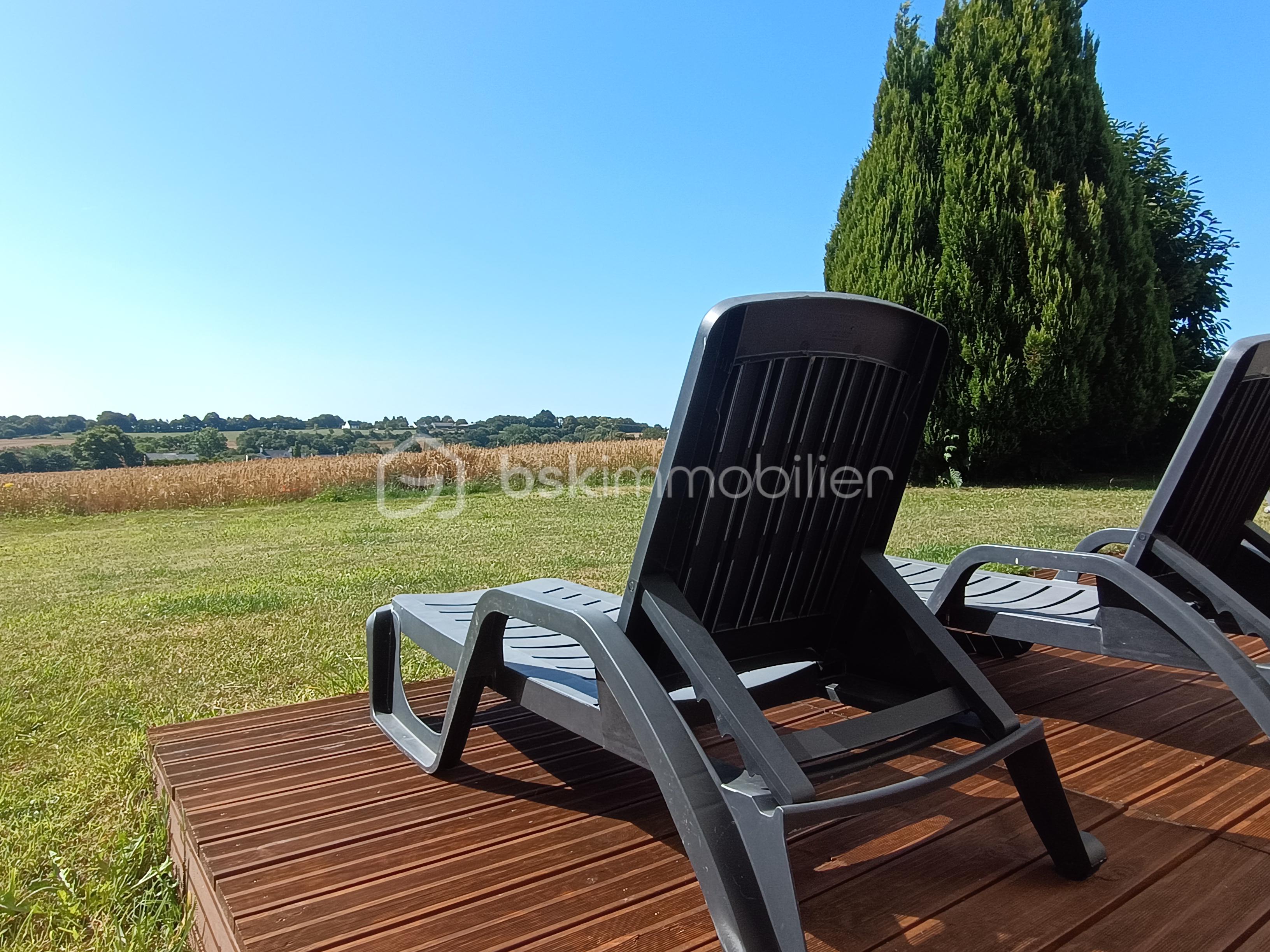 Maison traditionnelle de 108 m² - ext.jpg