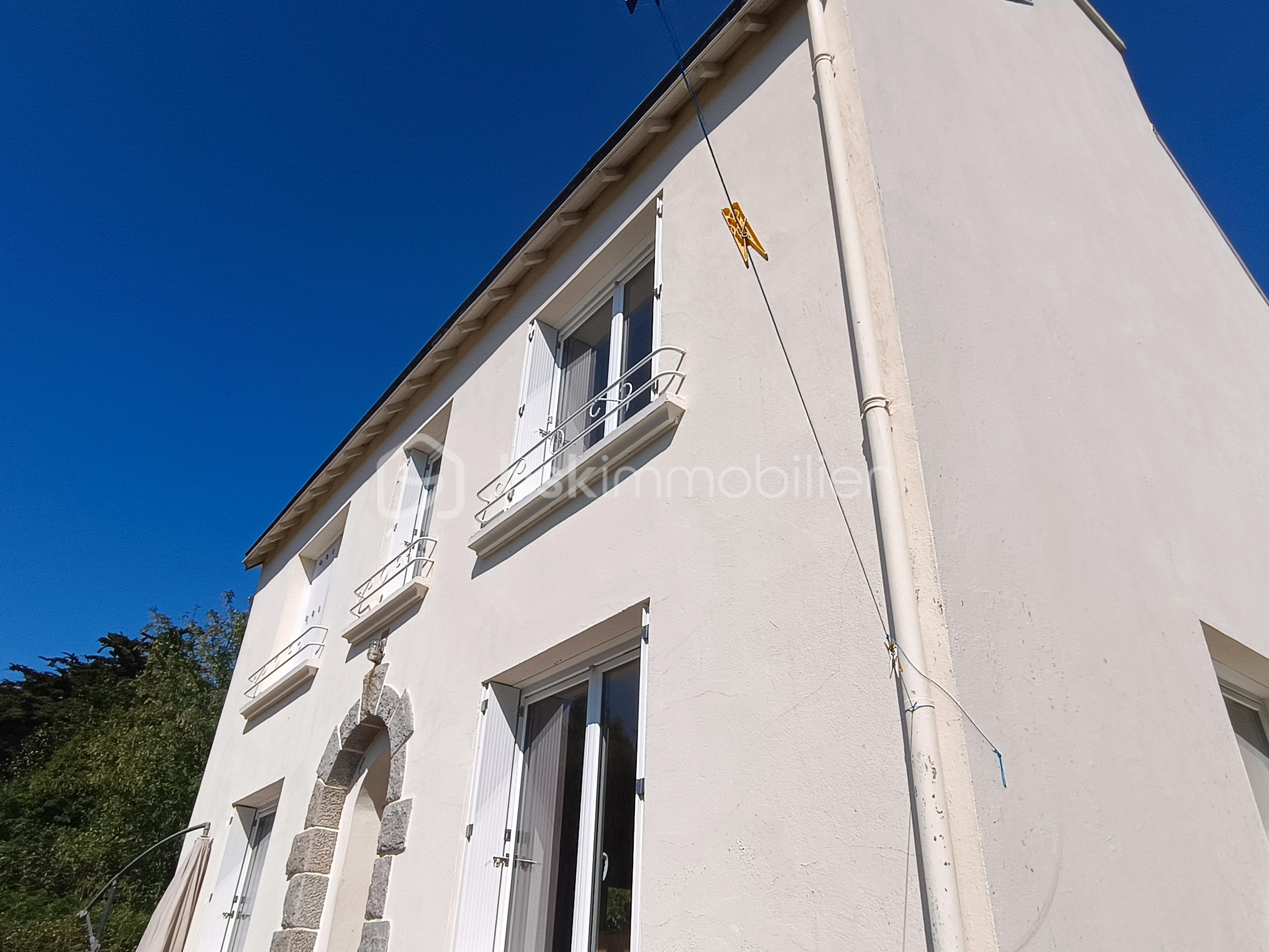 Maison traditionnelle de 108 m² - facade.jpg
