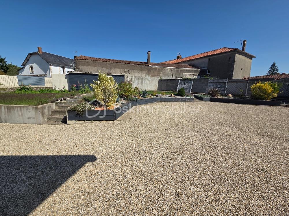 Maison de village de 254 m² - w20.jpeg