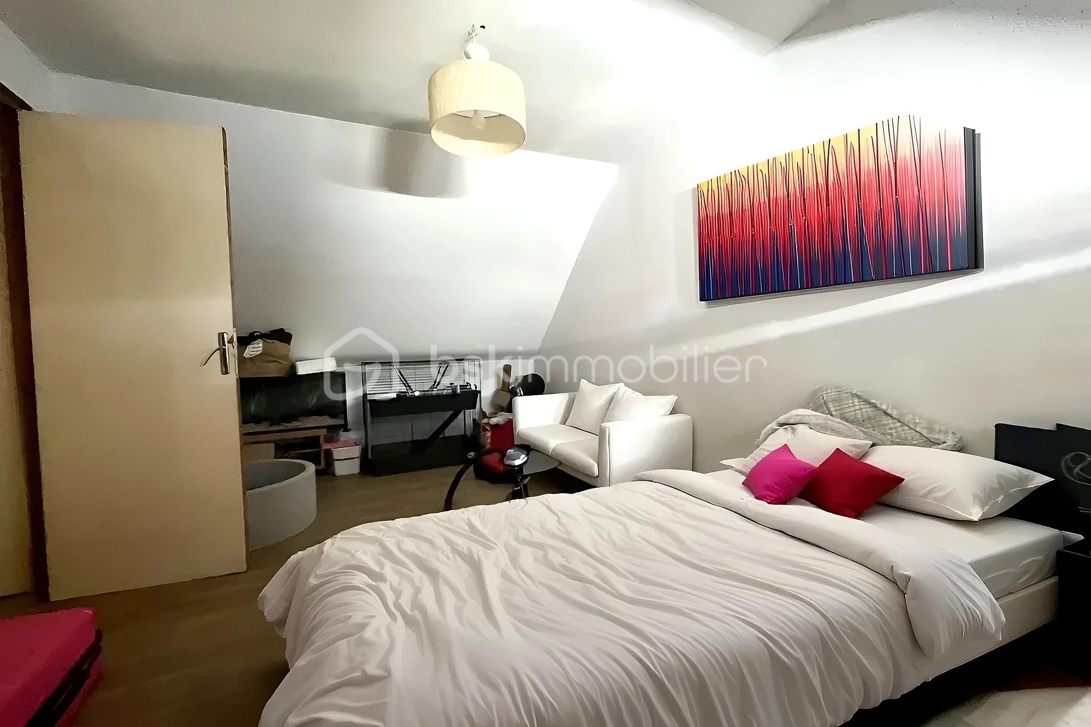 Immeuble de 337 m² - hoqi-9232af045e5f45fe817d650137c863f3.JPG