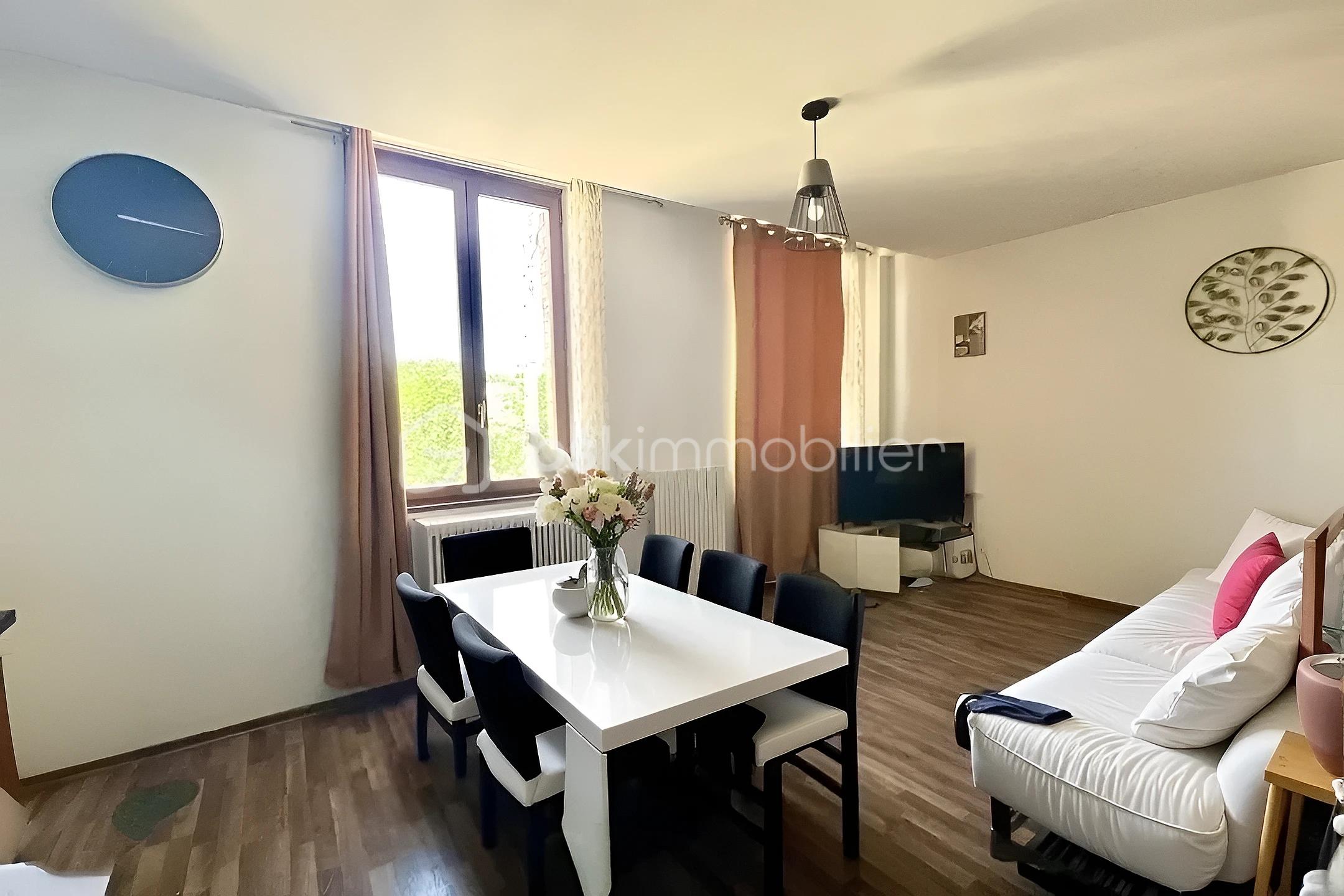 Immeuble de 337 m² - hoqi-8665398f12c74a28b696f640651cb8b7.JPG