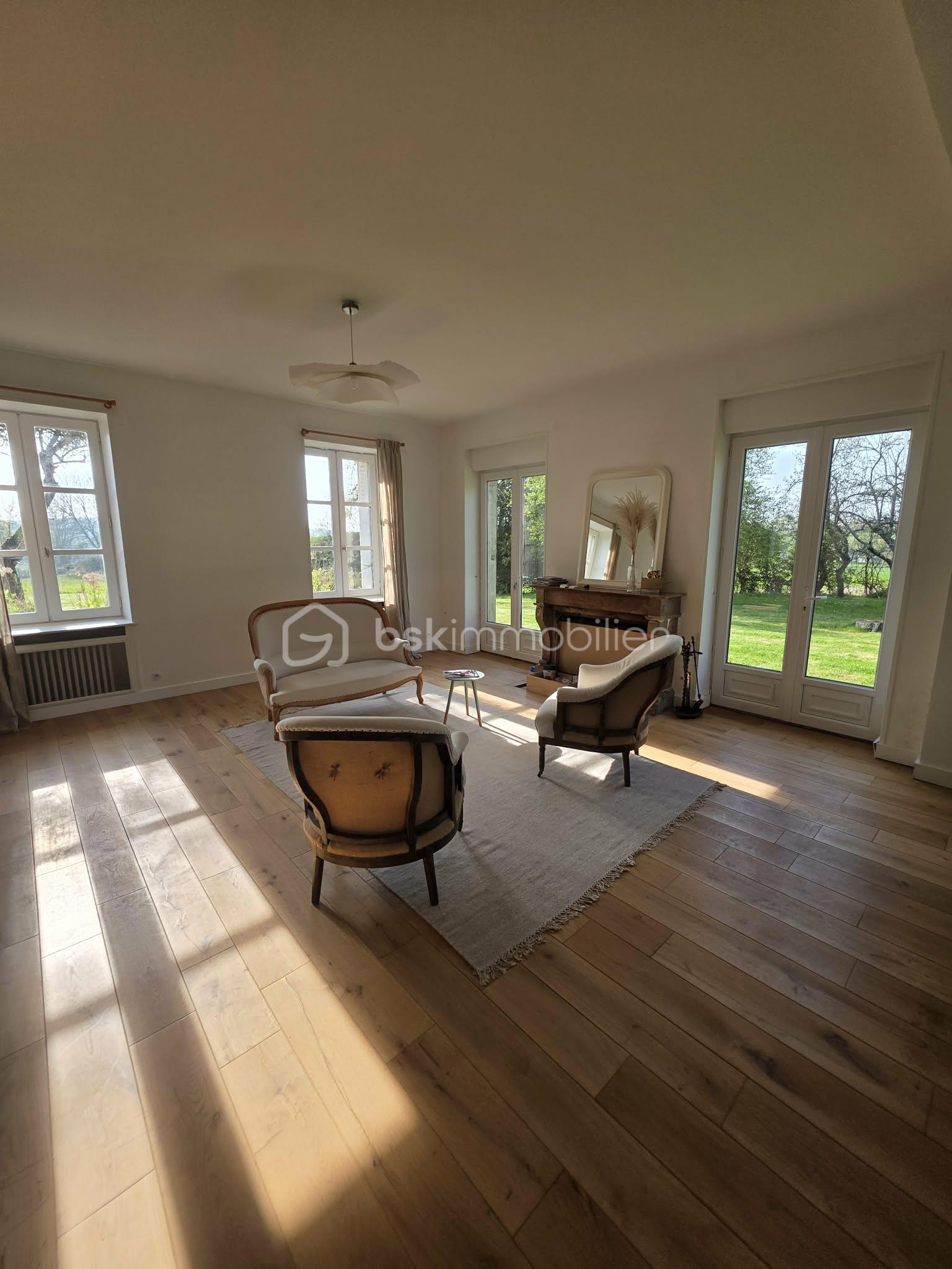 f6c71095-5341-418a-8c5c-c40e86667435 (1).jpg