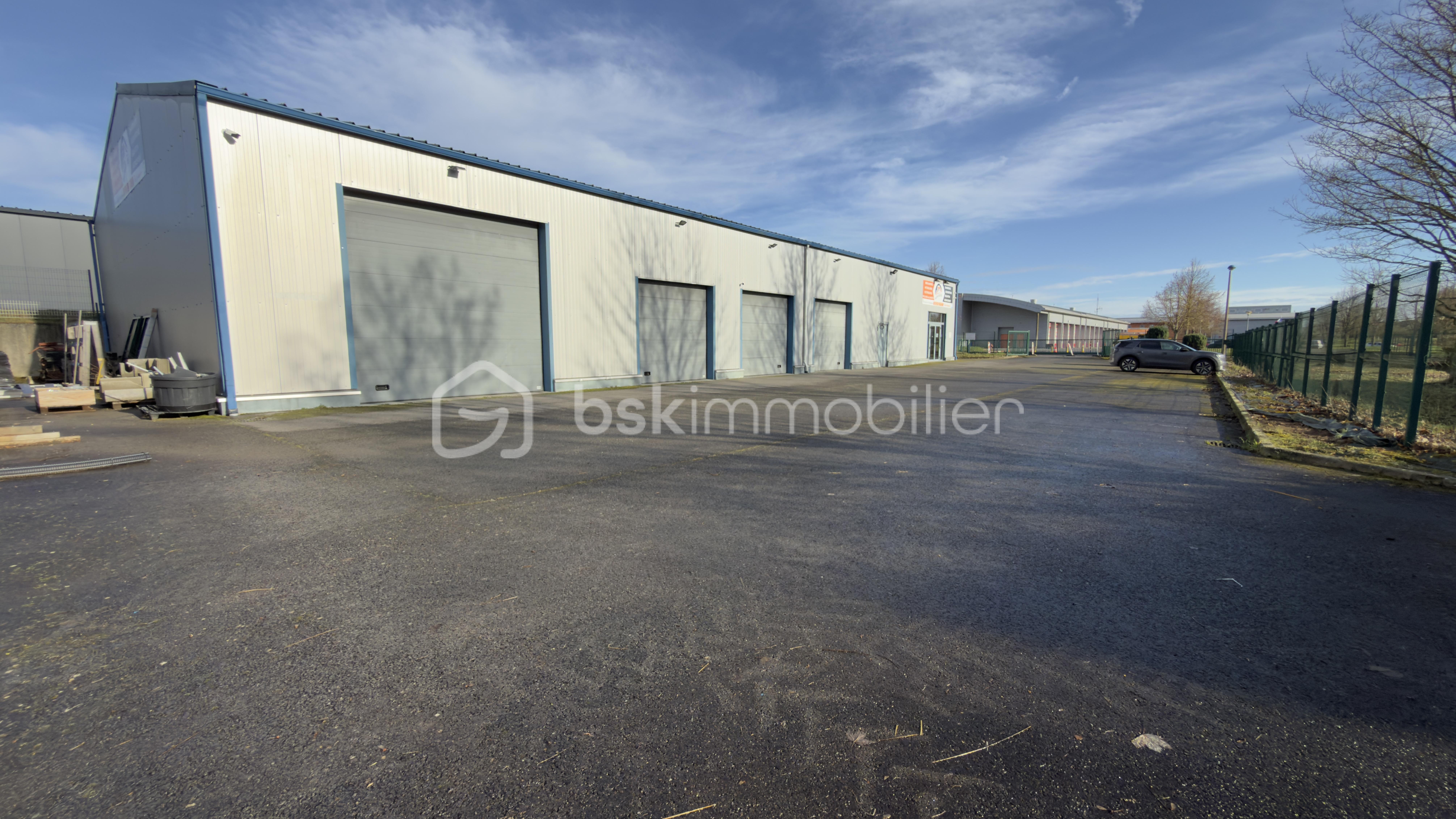 Local d'activités de 514 m² - IMG_2651.jpeg