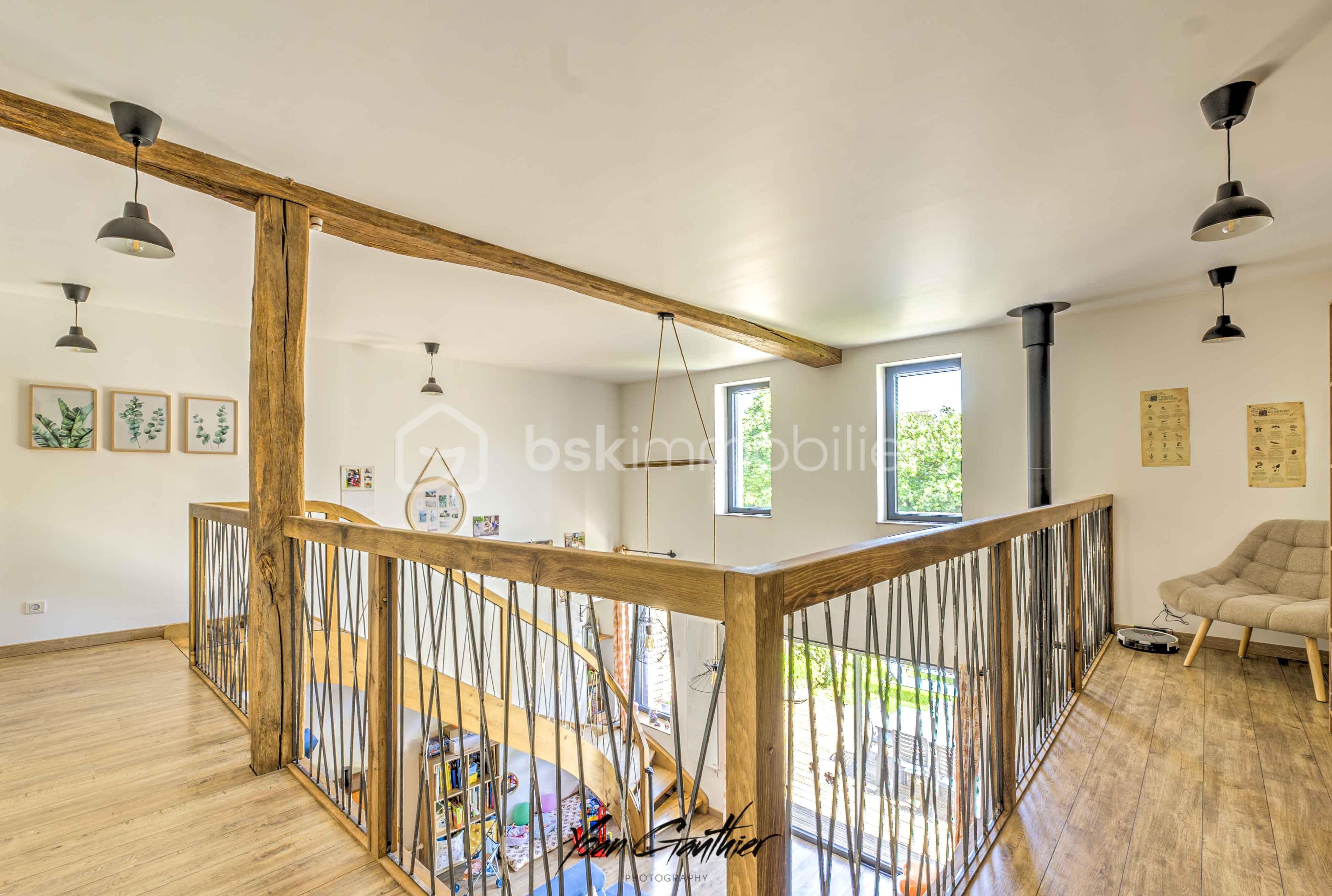 YG100291_2_3_4_5Interieur3.jpg