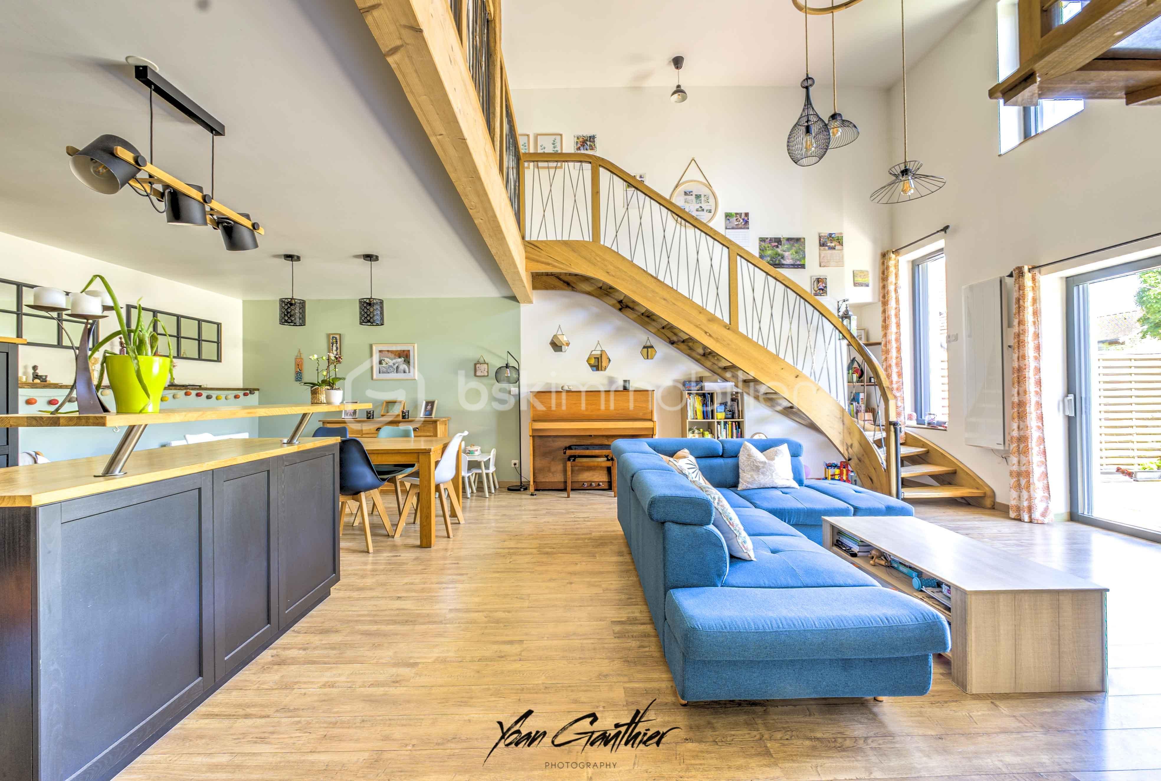 YG100271_2_3_4_5Interieur3.jpg