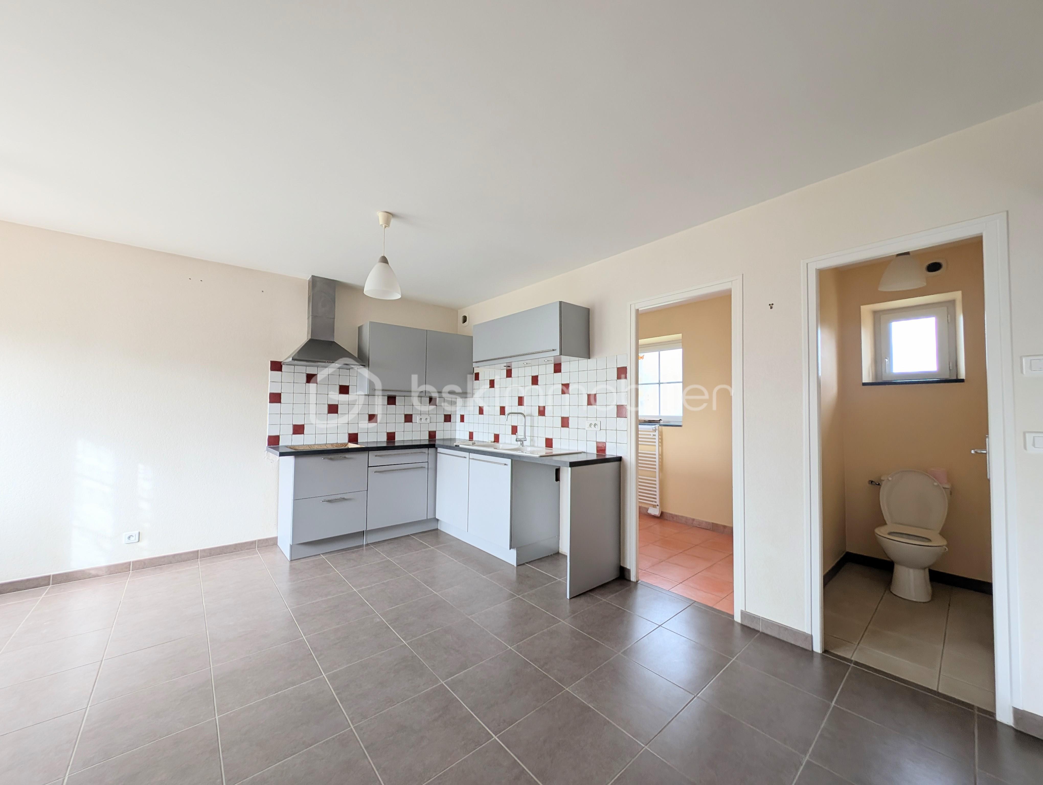 Maison en pierre de 79 m² - PXL_20260128_113247039~2.jpg