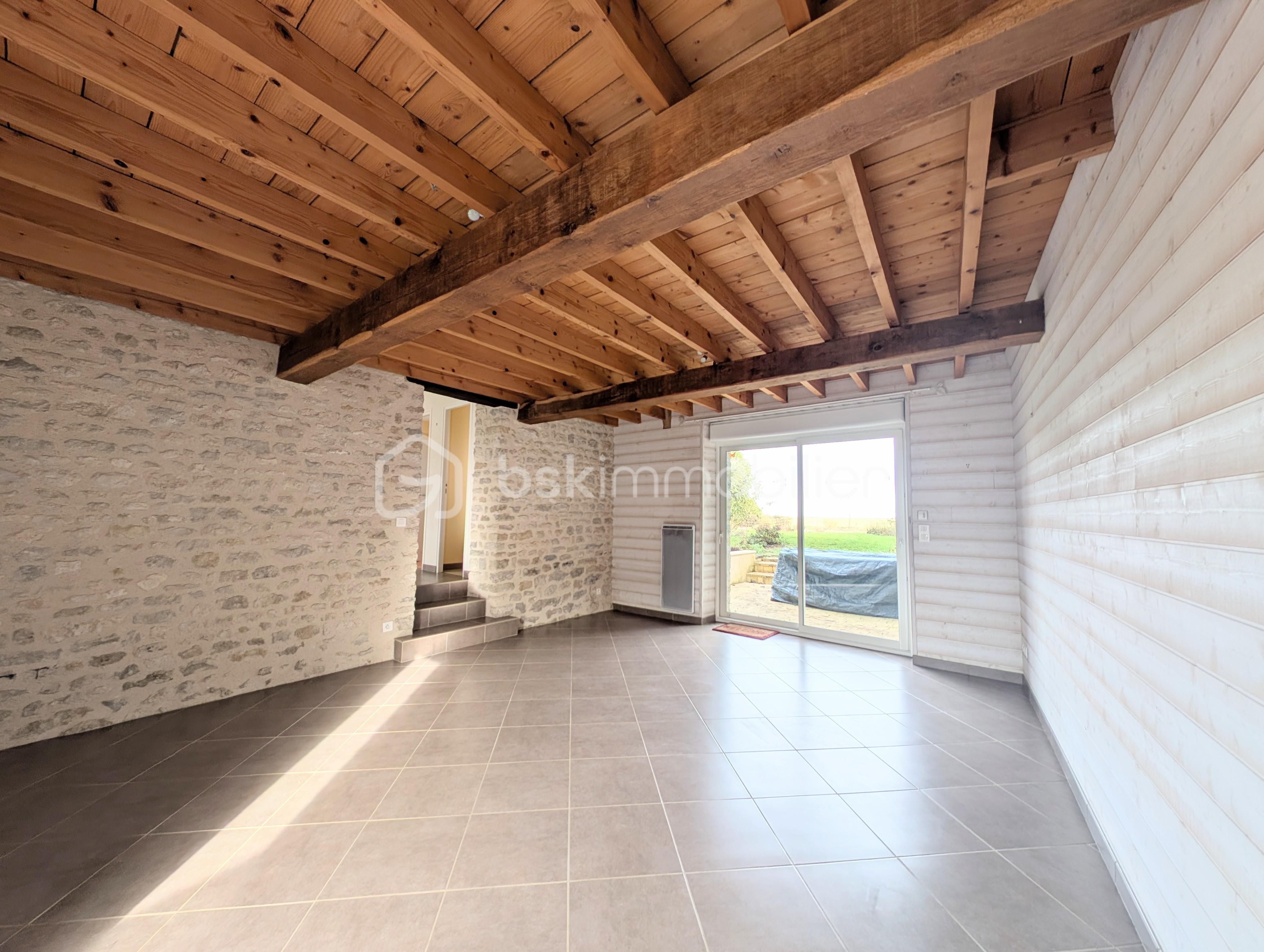 Maison en pierre de 79 m² - PXL_20260128_113217970~2.jpg