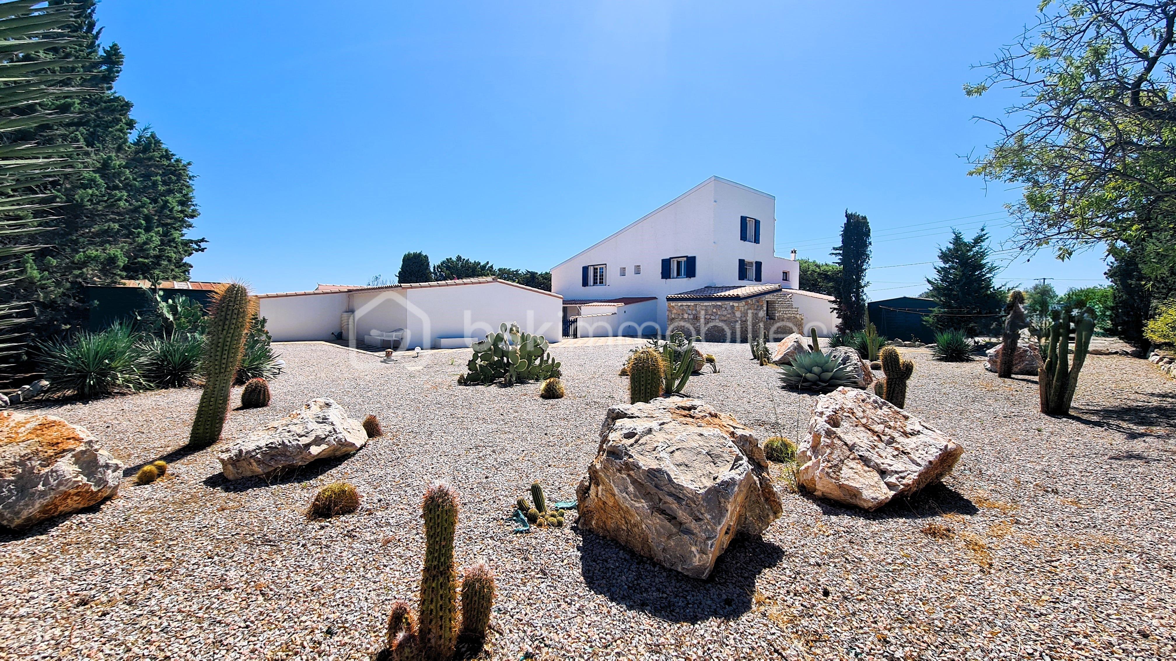 Demeure de 248 m² - 20250722_120058-min.jpg