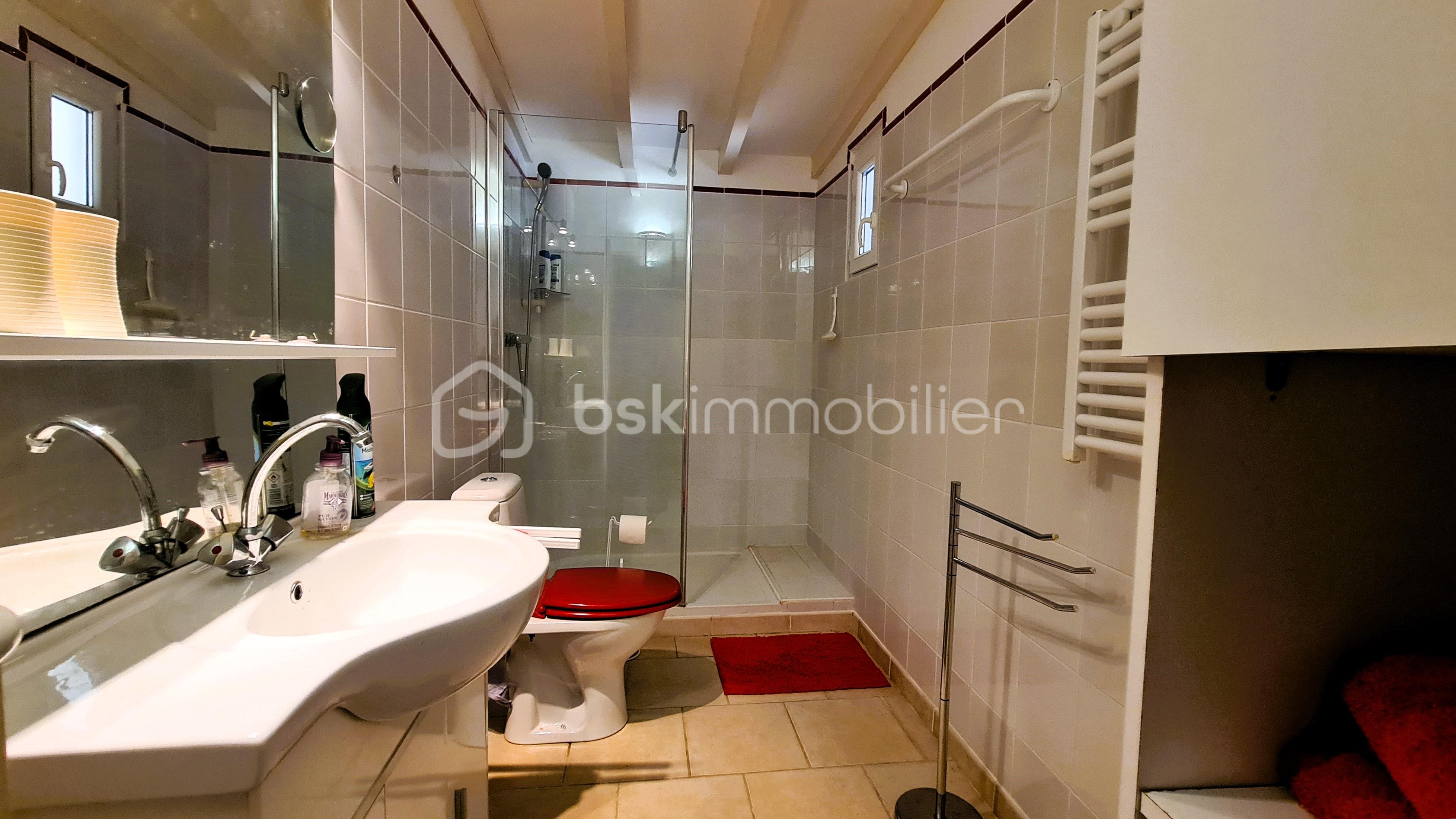 Demeure de 248 m² - 20250722_113808-min.jpg