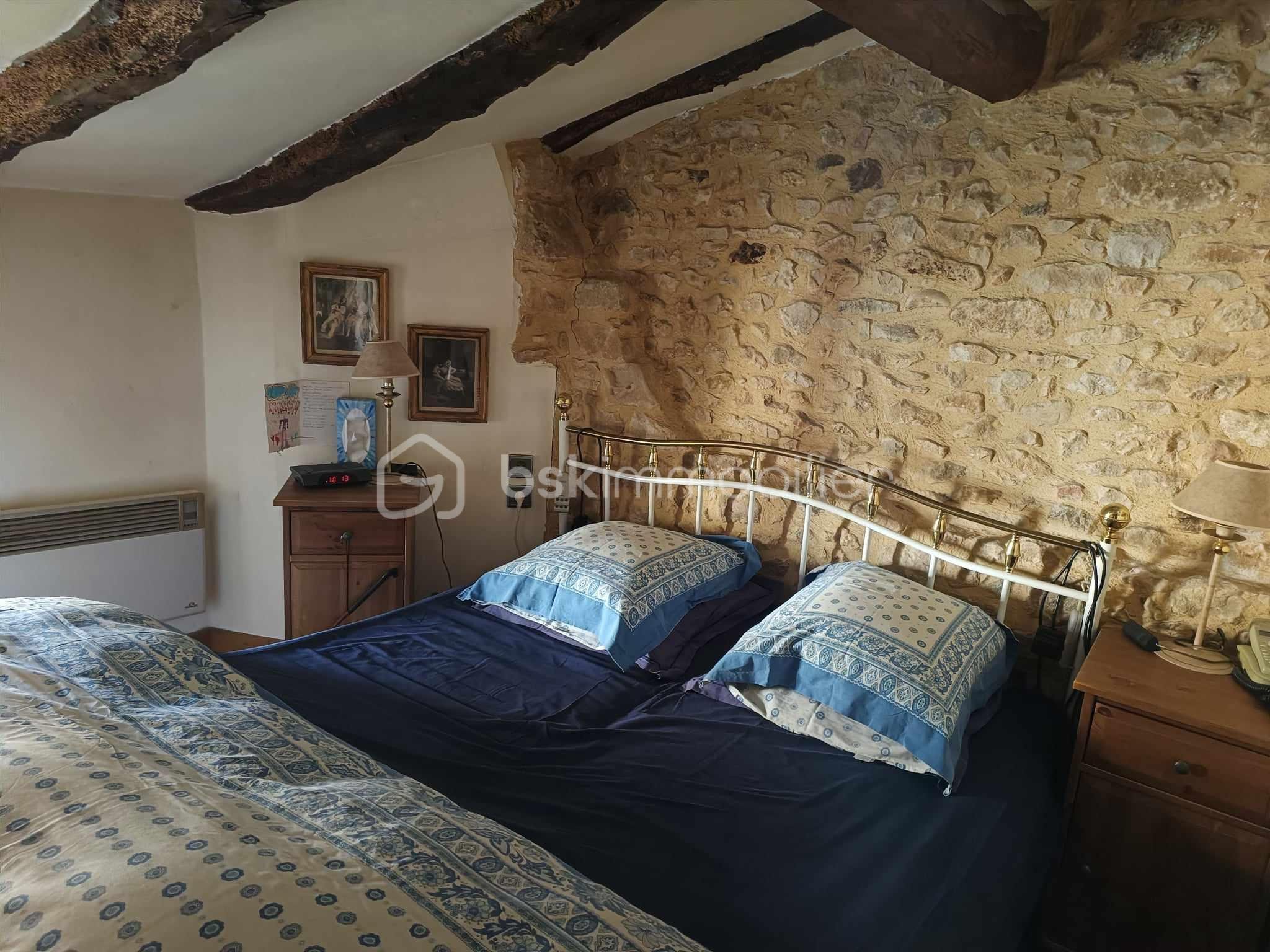 Maison de village de 309 m² - 372105610_179178978526481_7664346098234810701_n.jpg