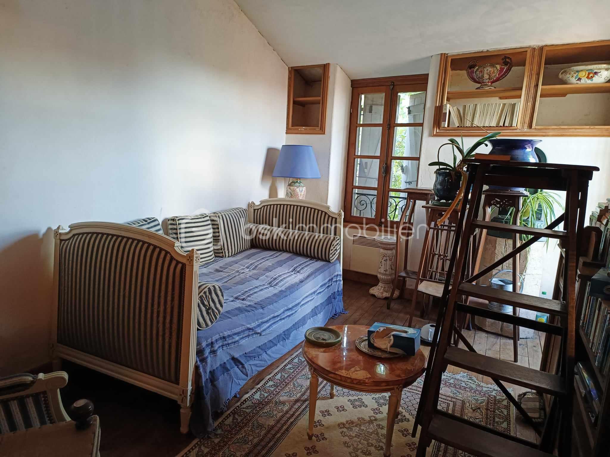 Maison de village de 309 m² - 379322675_1613844359019107_7621154608848259965_n.jpg