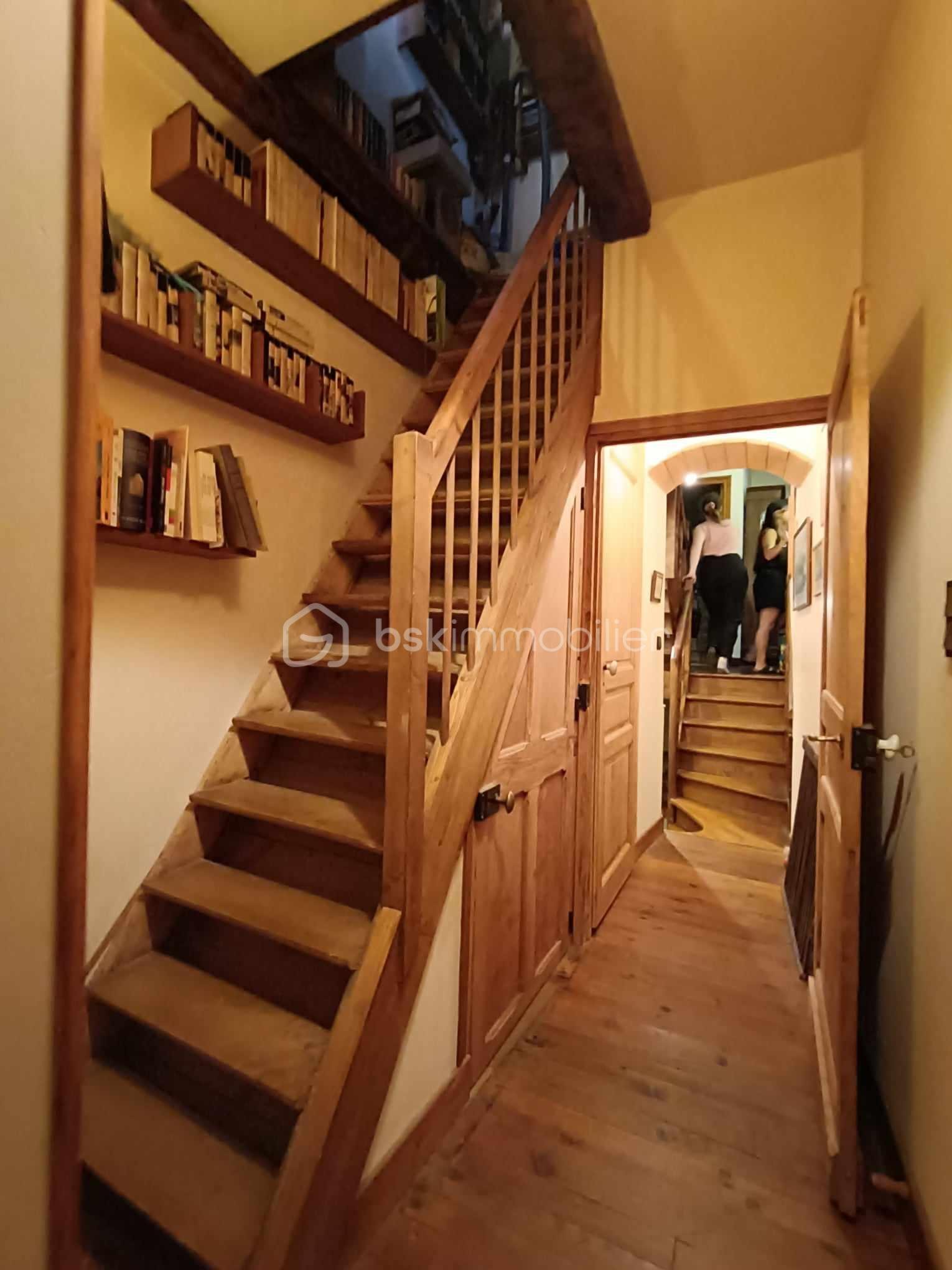 Maison de village de 309 m² - 373041476_807157231140464_8783617509911962267_n.jpg