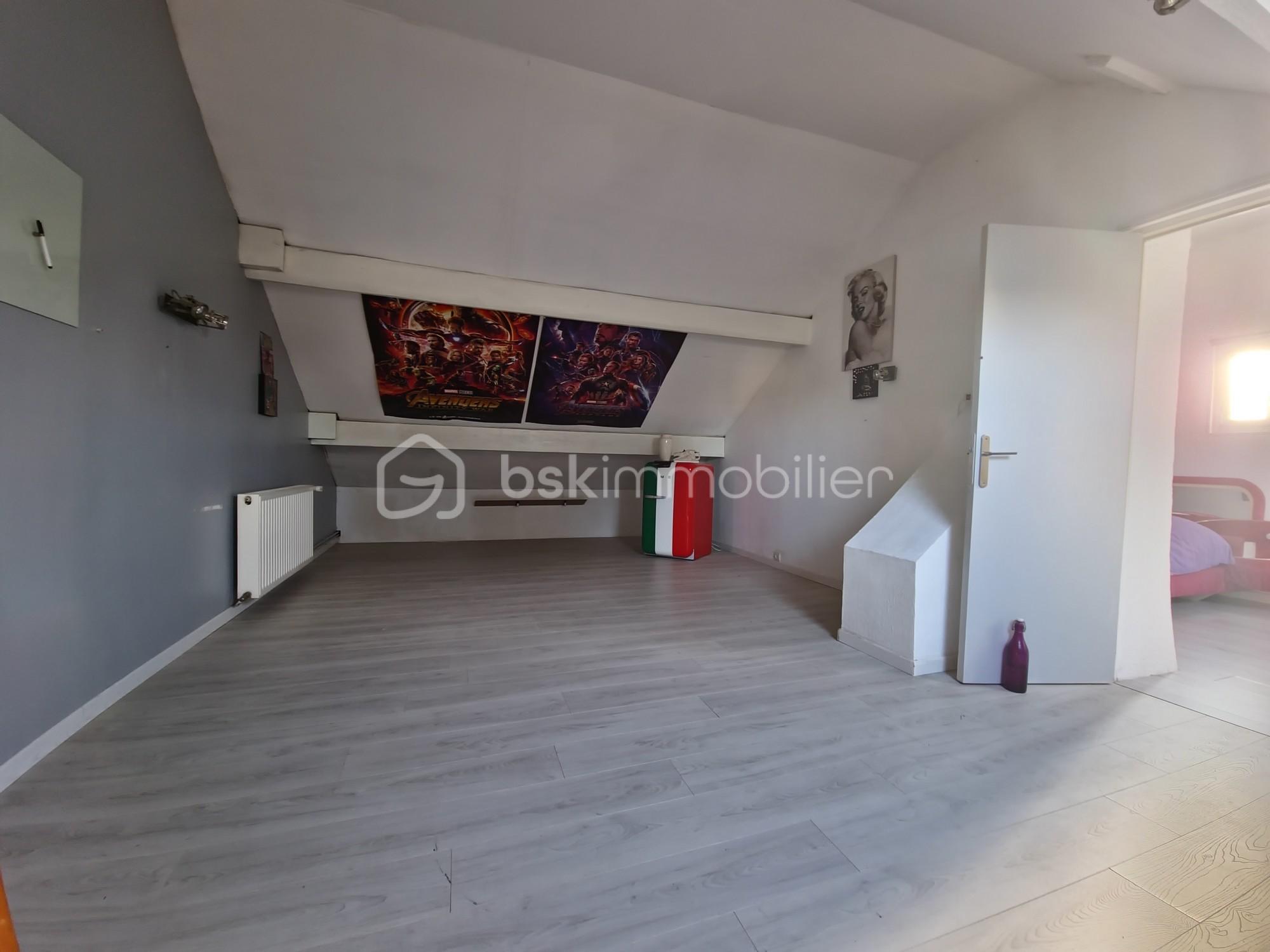 Maison de 165 m² - 19 SALLE  DE JEUX 1.jpg