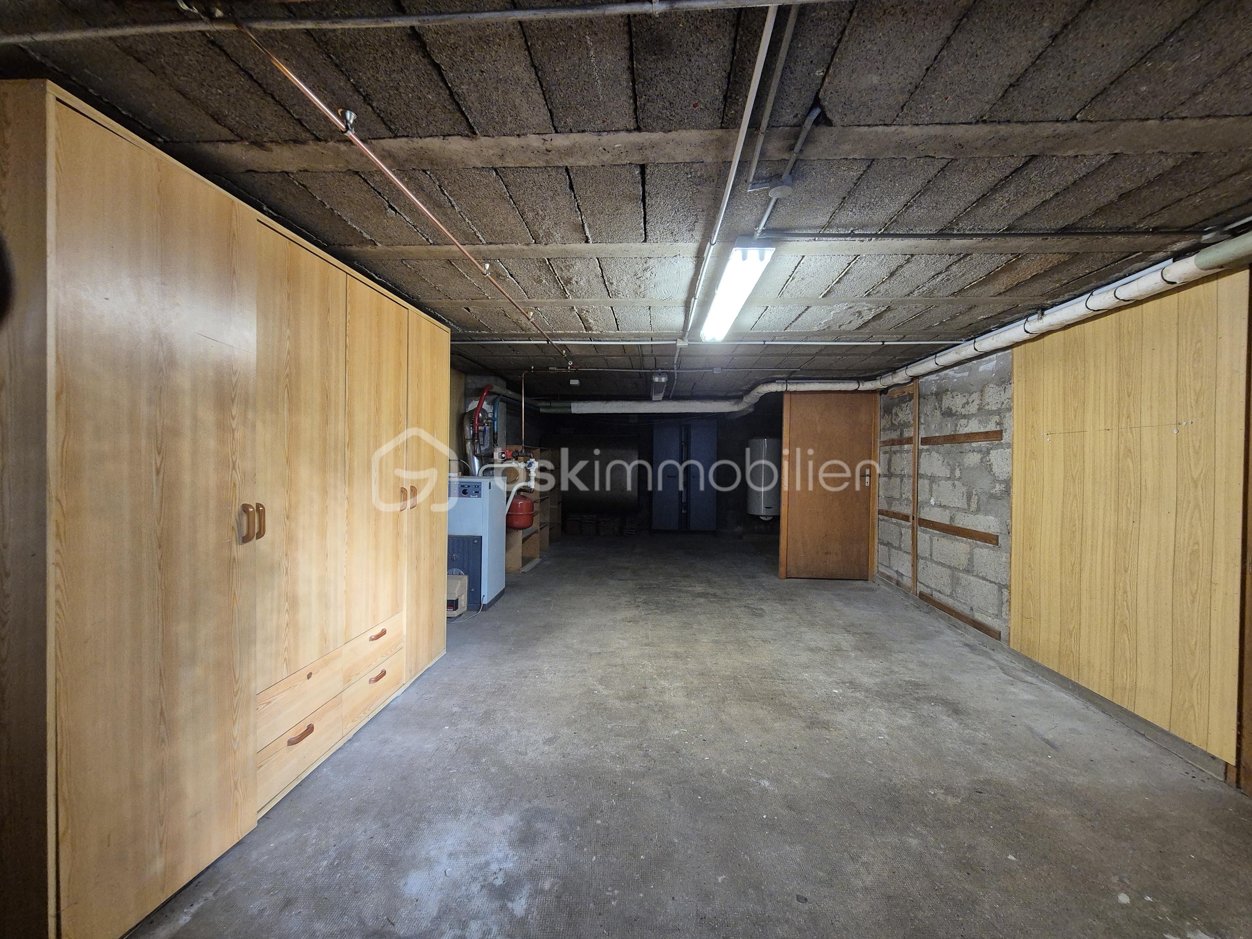 Garage.jpg