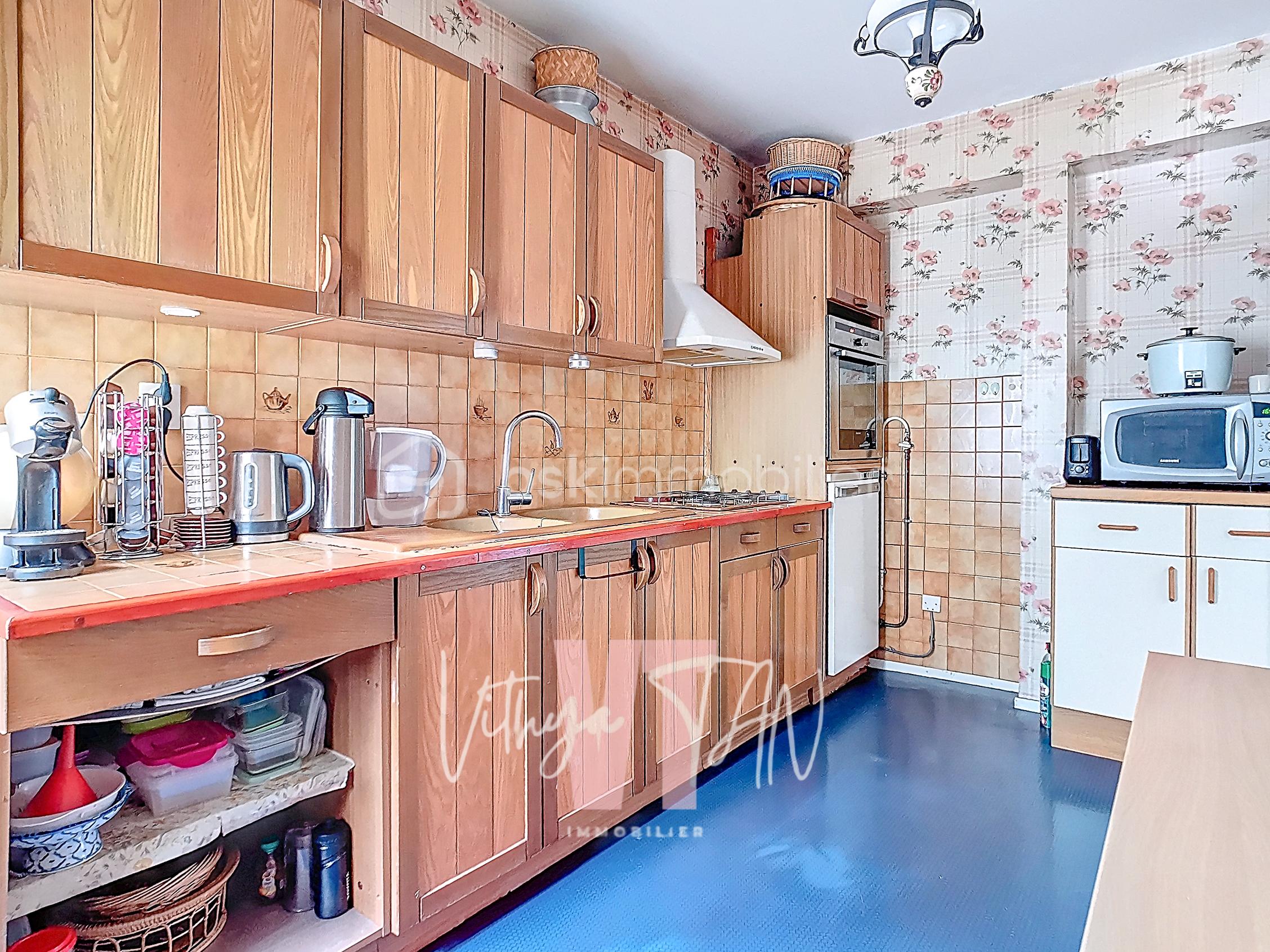 Appartement de 85 m² - 9 CUISINE-2.jpg