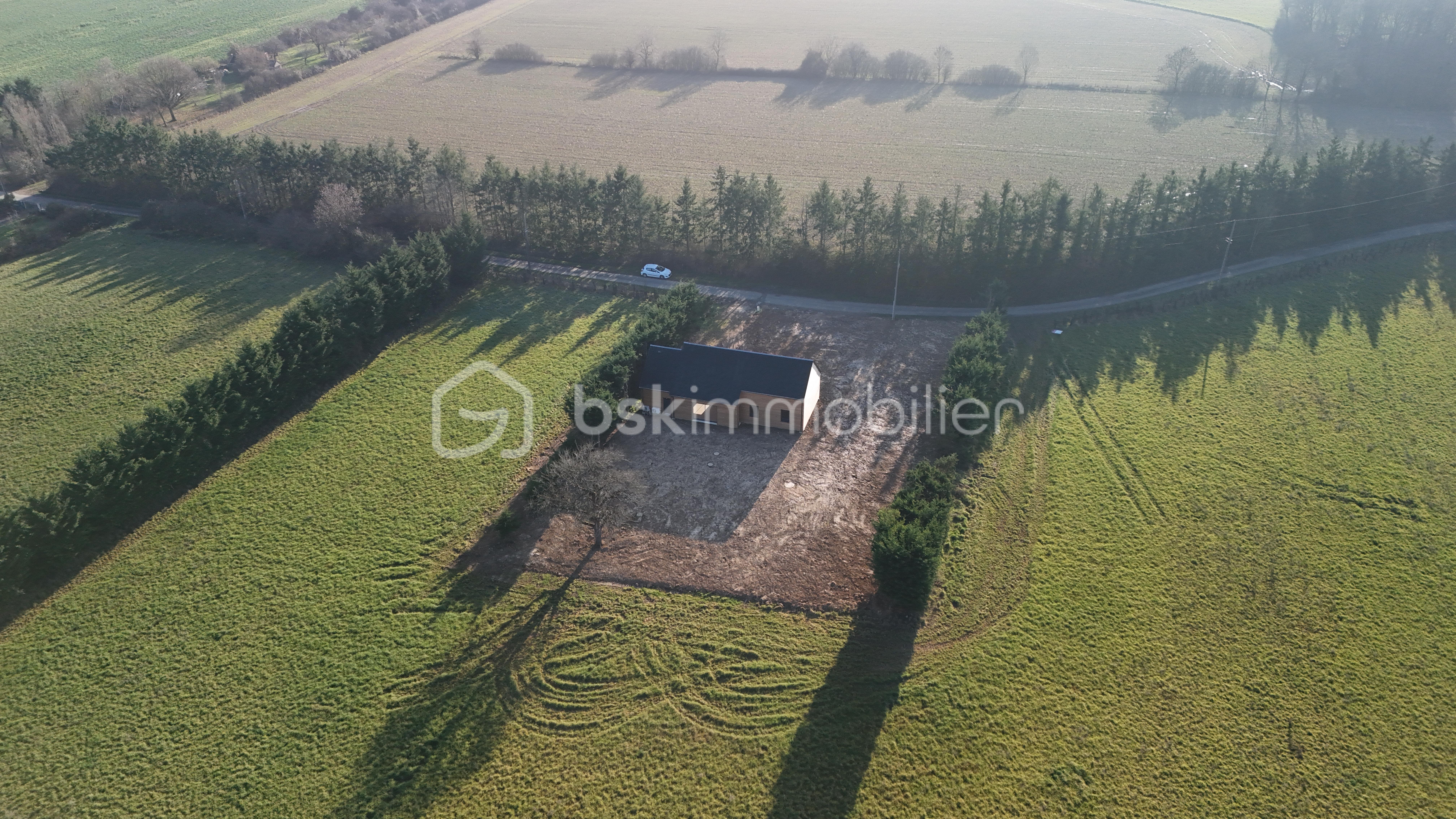 Maison de 91 m² - DJI_20251228122122_0245_D voiture.JPG