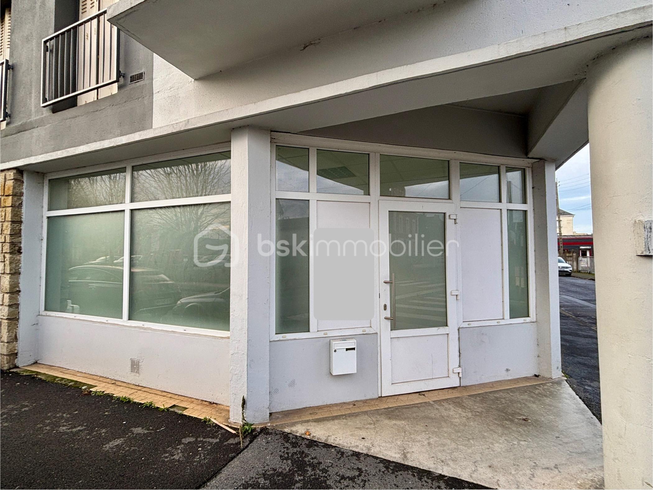 Local commercial de 60,94 m²