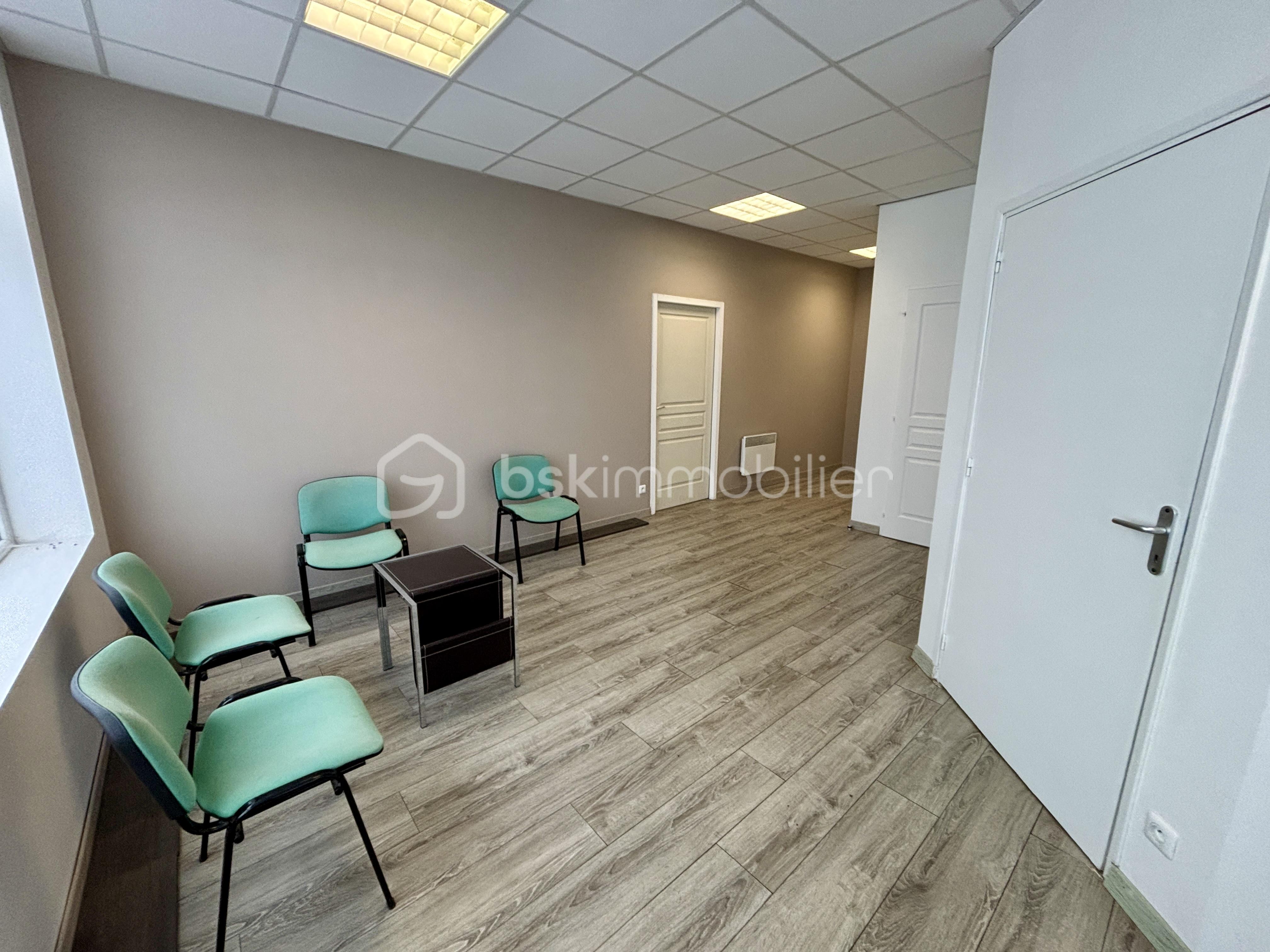 Local commercial de 60,94 m²