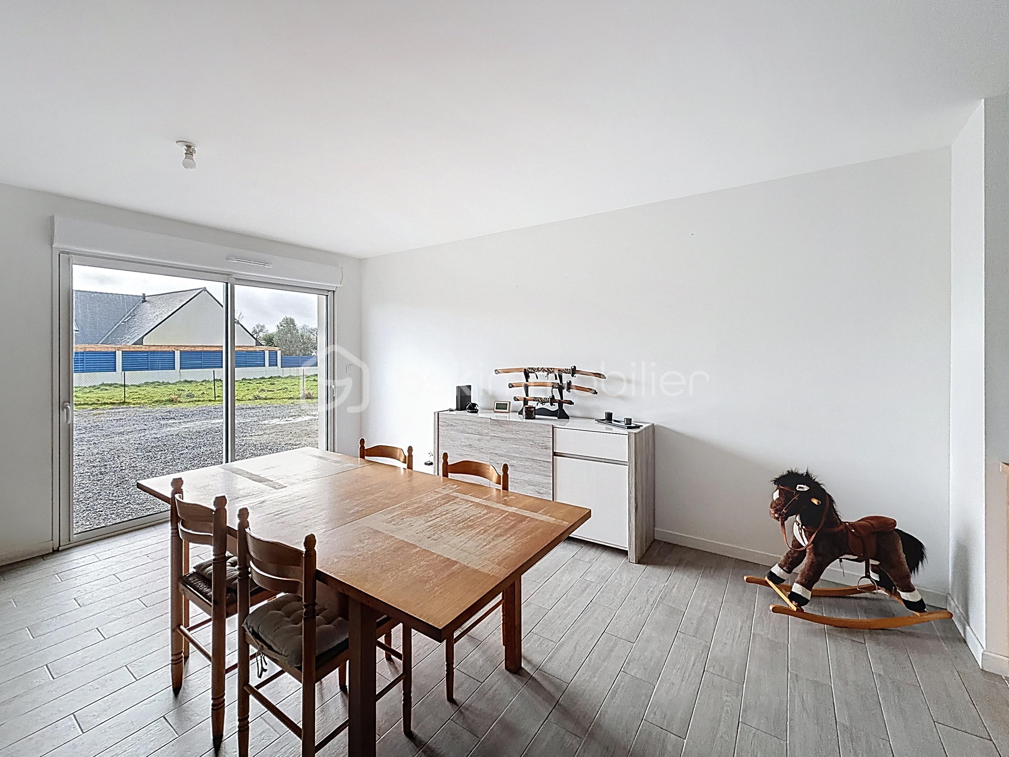 Maison de 90,10 m² - sejour.jpg