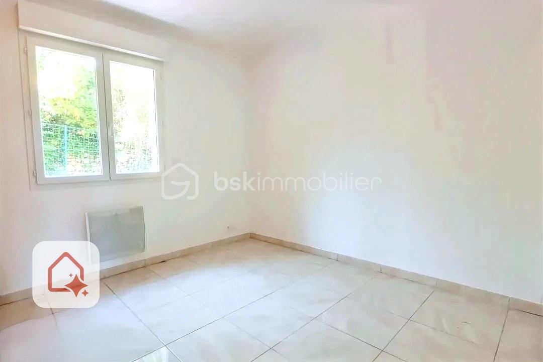 Maison de 100 m² - hoqi-478b4e676f13469fabf2f72215091ec7.jpg