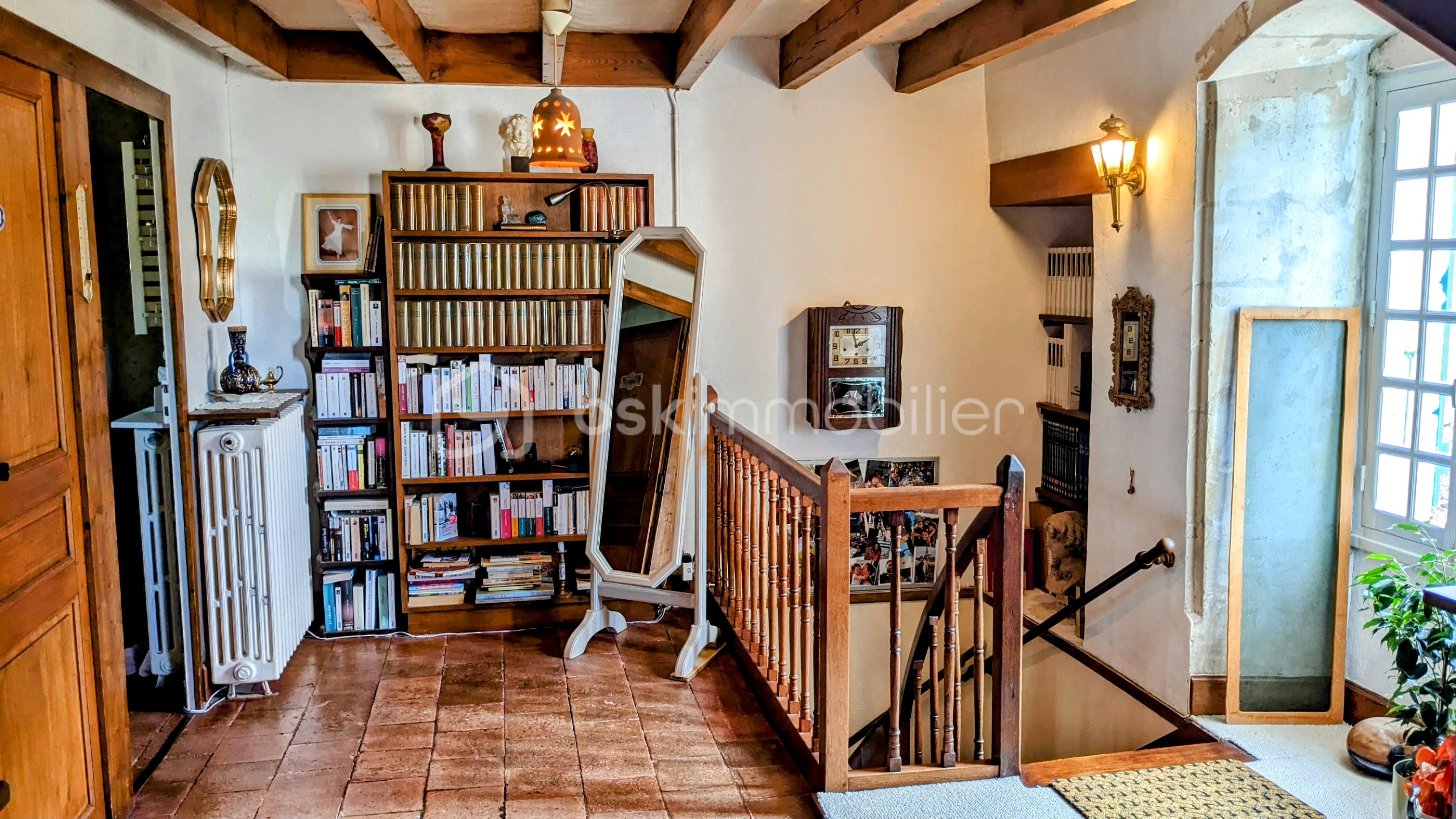Maison de 192,05 m² - PXL_20250404_082531347~3.jpg