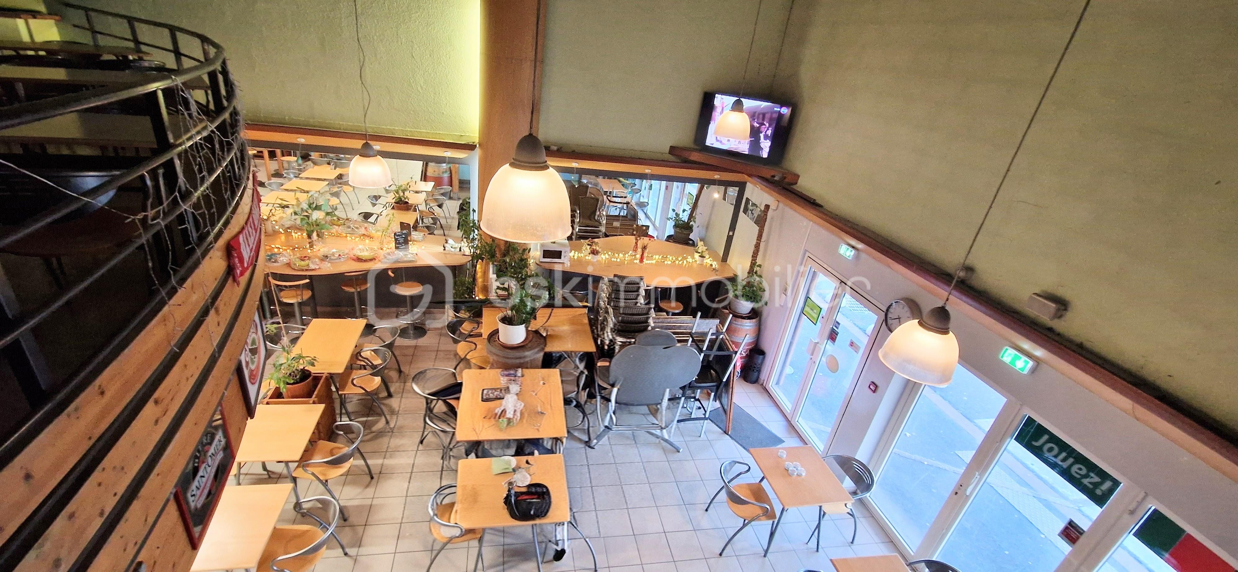 Local d'activités de 396 m² - 20260120_163948.jpg