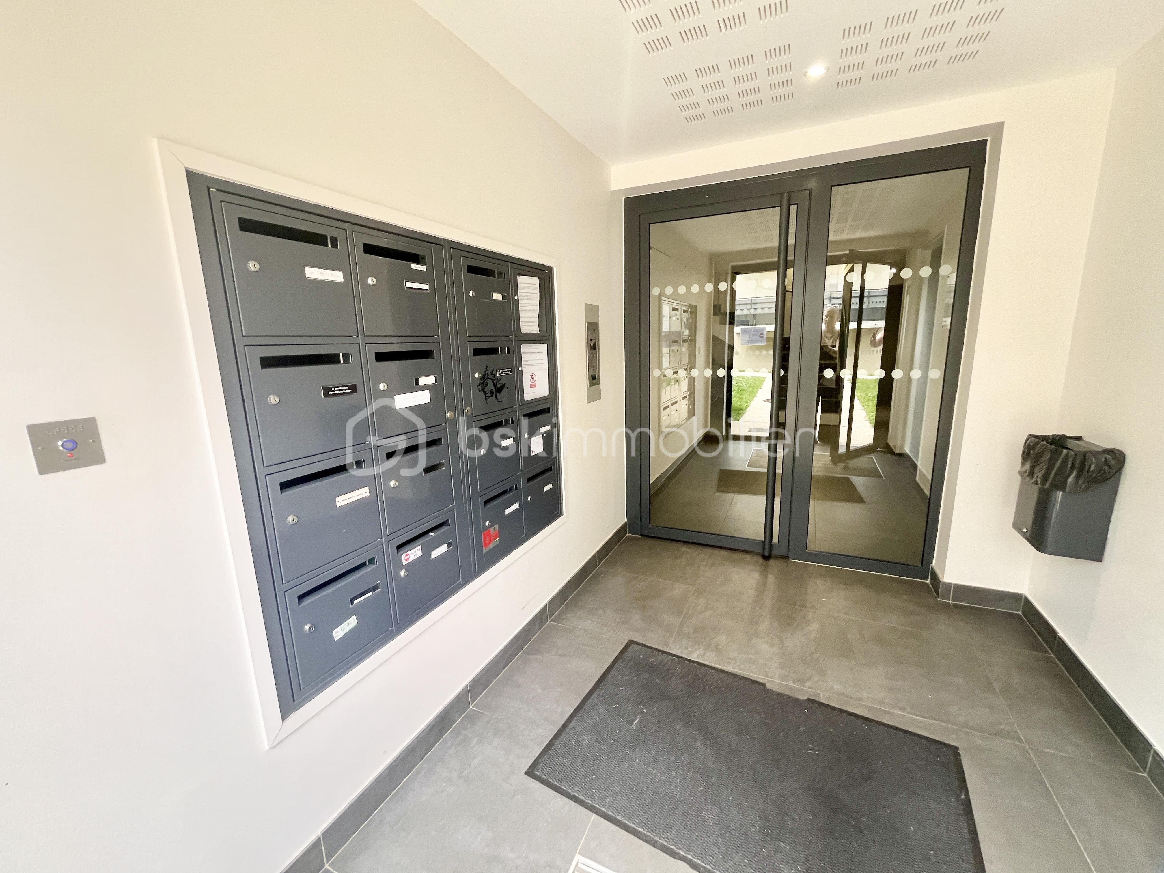 Appartement de 59,37 m² - halll entree .jpeg