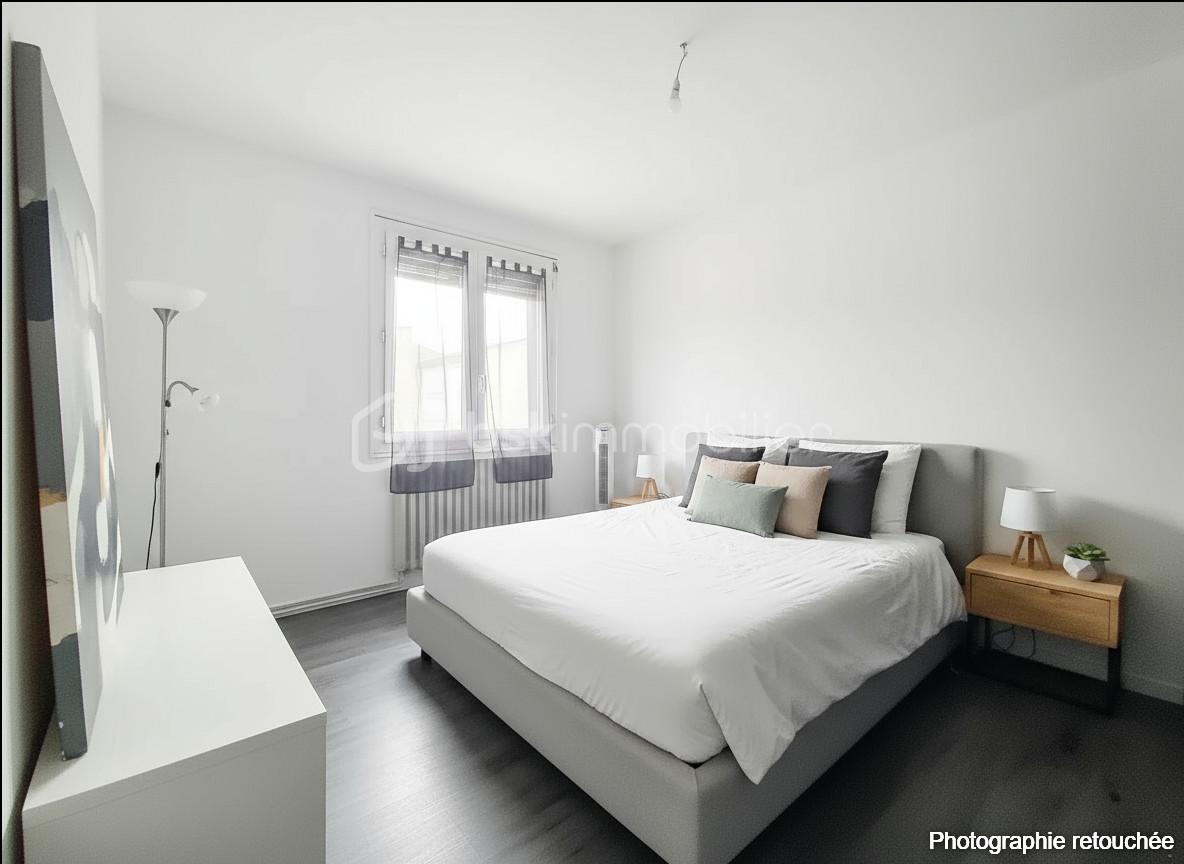 Maison de 90 m² - CHAMBRE HOME STAGIN.jpg