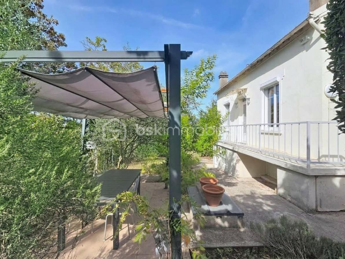 Photo extérieur avec volets ouvert 2.jpeg