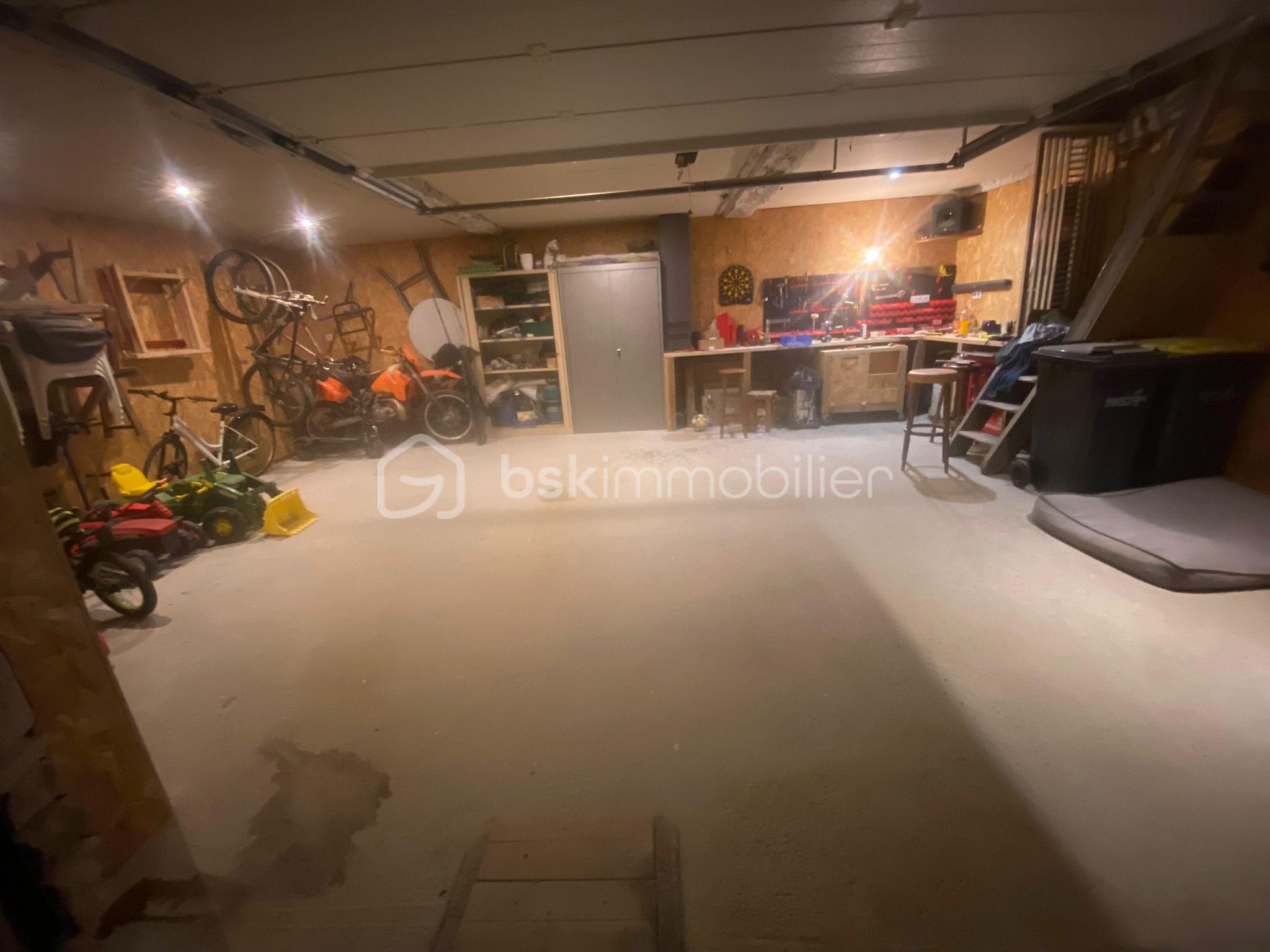 max garage.jpg