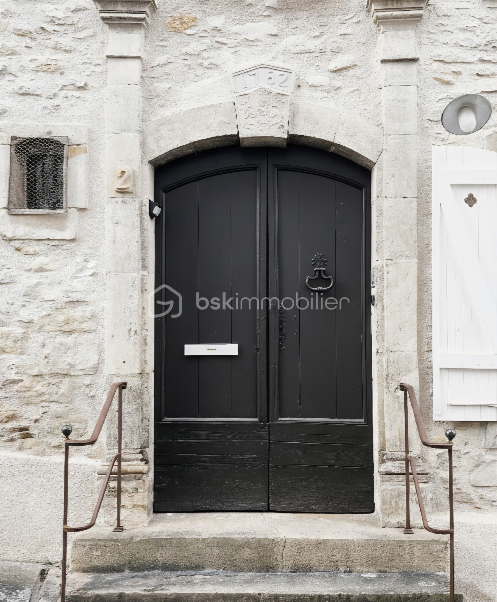 Demeure de 270 m² - thumbnail_1763462784939.jpg