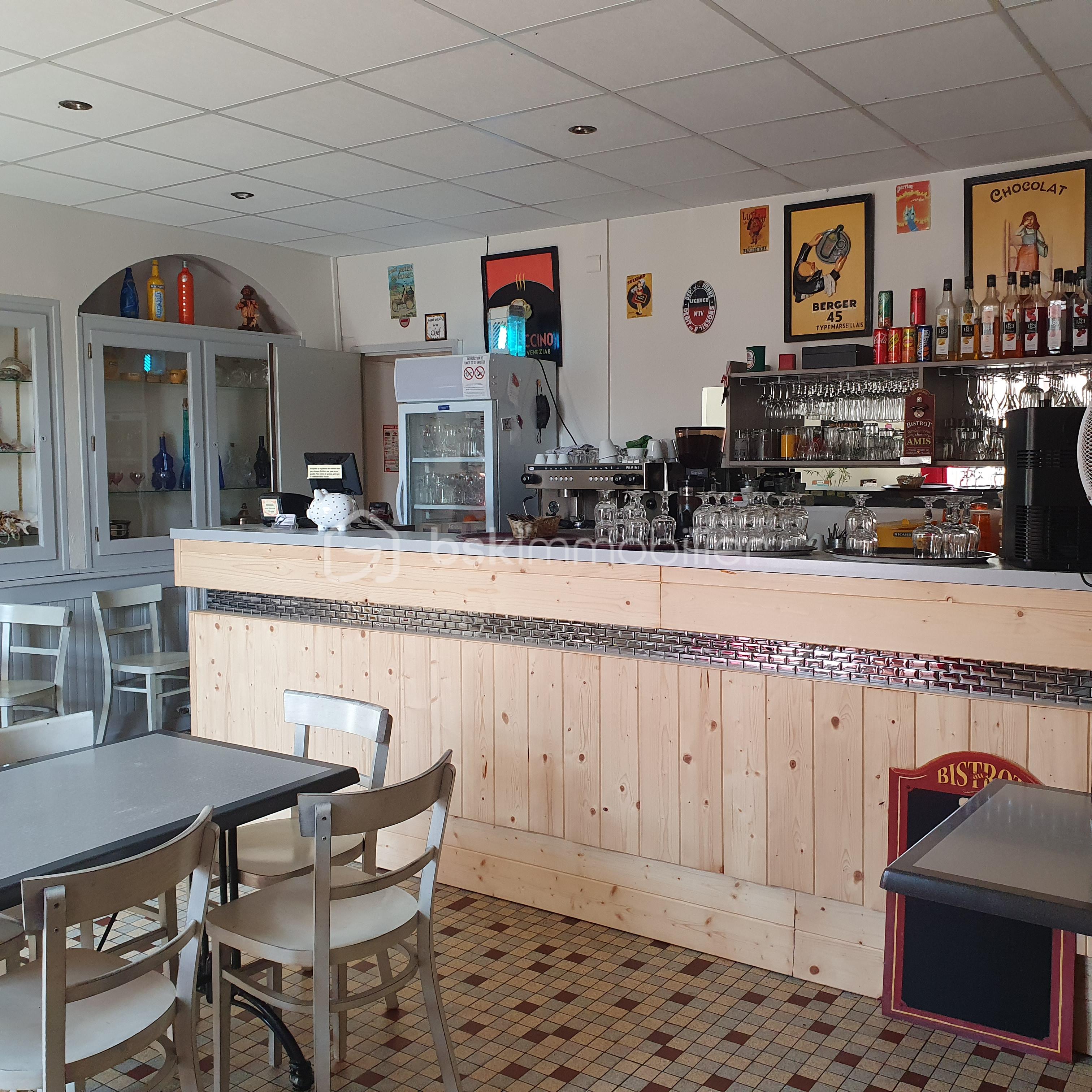 bar 3.jpg