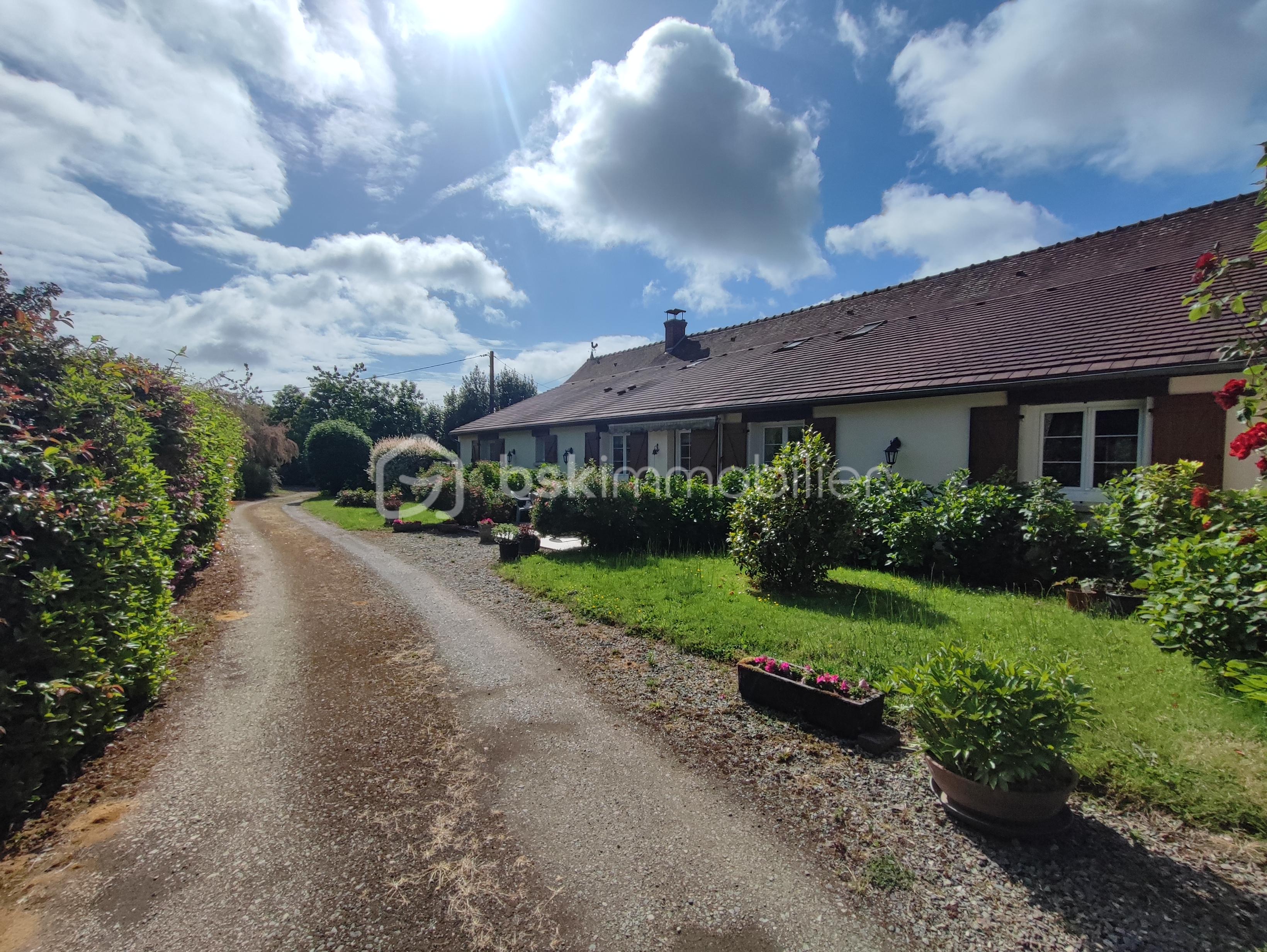 Maison longere de 290 m² - 1748273948279.jpg